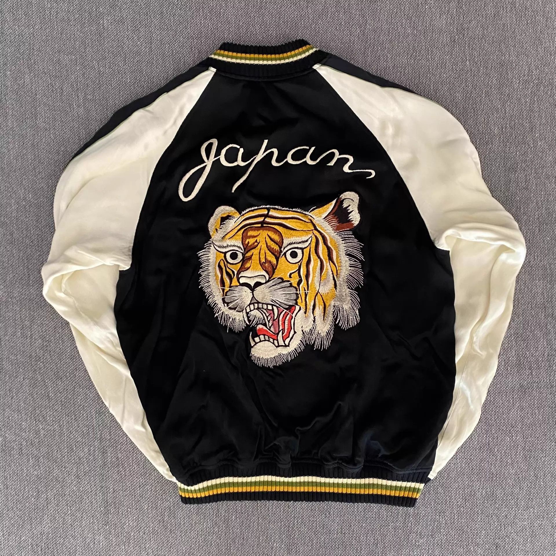 The Flat Head The Flat Head Sukajan Reversible Dragon Tiger Jacket Size US L / EU 52-54 / 3 - 4 Thumbnail
