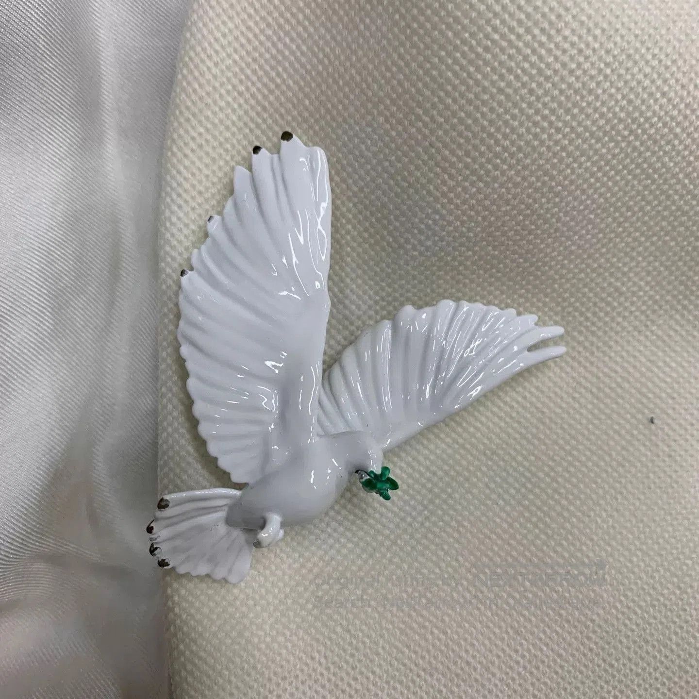 Louis Vuitton White Blazer with Decorative Button Detail. Size US M / EU 48-50 / 2 - 9 Thumbnail