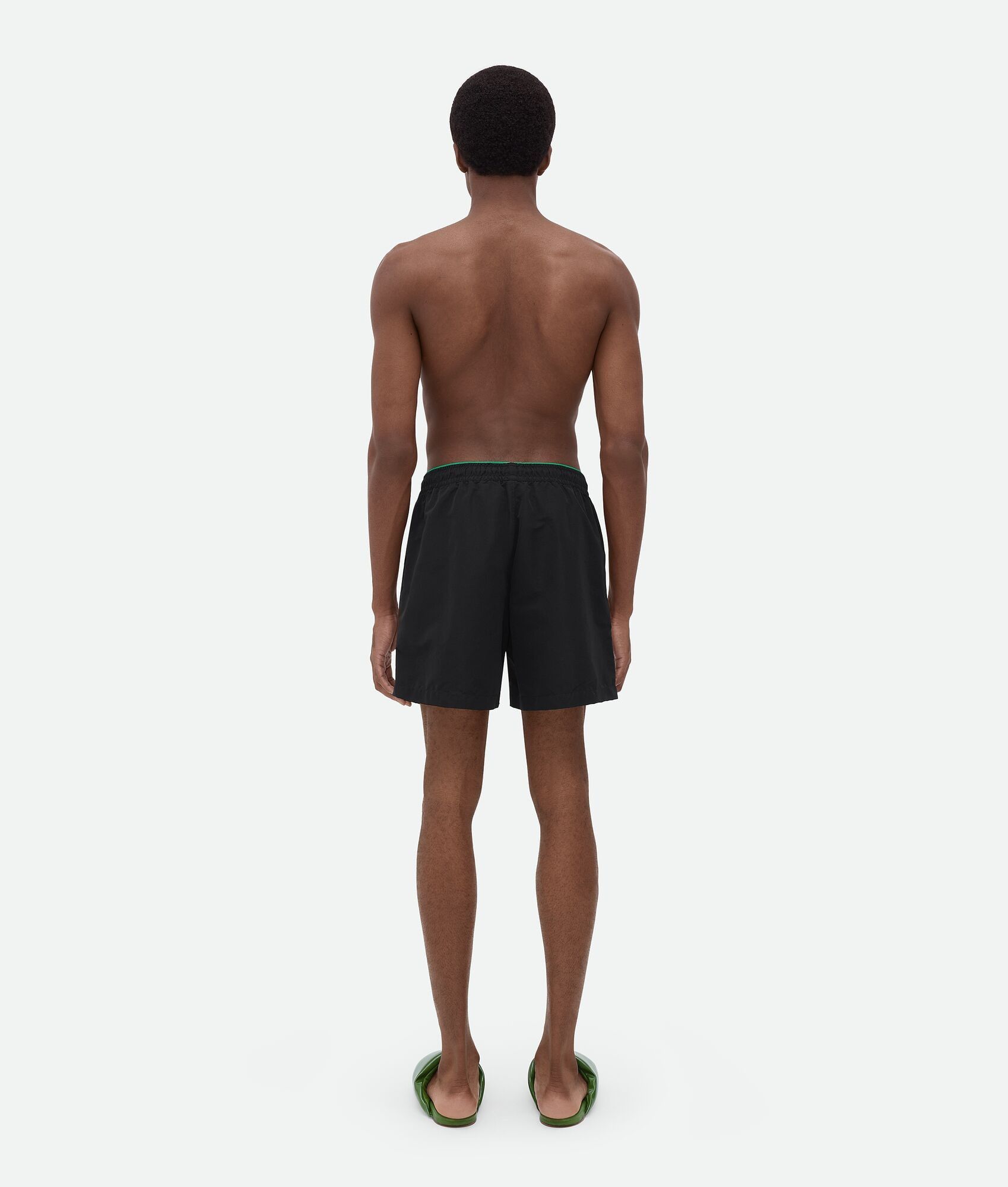 Bottega Veneta o1w1db10525 Nylon Swim Shorts in Black Size US 30 / EU 46 - 3 Thumbnail