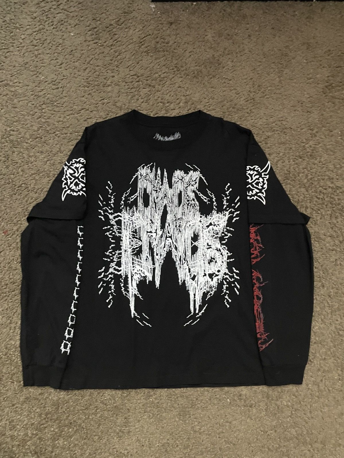 Ken Carson Ken Carson chaos tour long sleeve Size US M / EU 48-50 / 2 - 1 Thumbnail