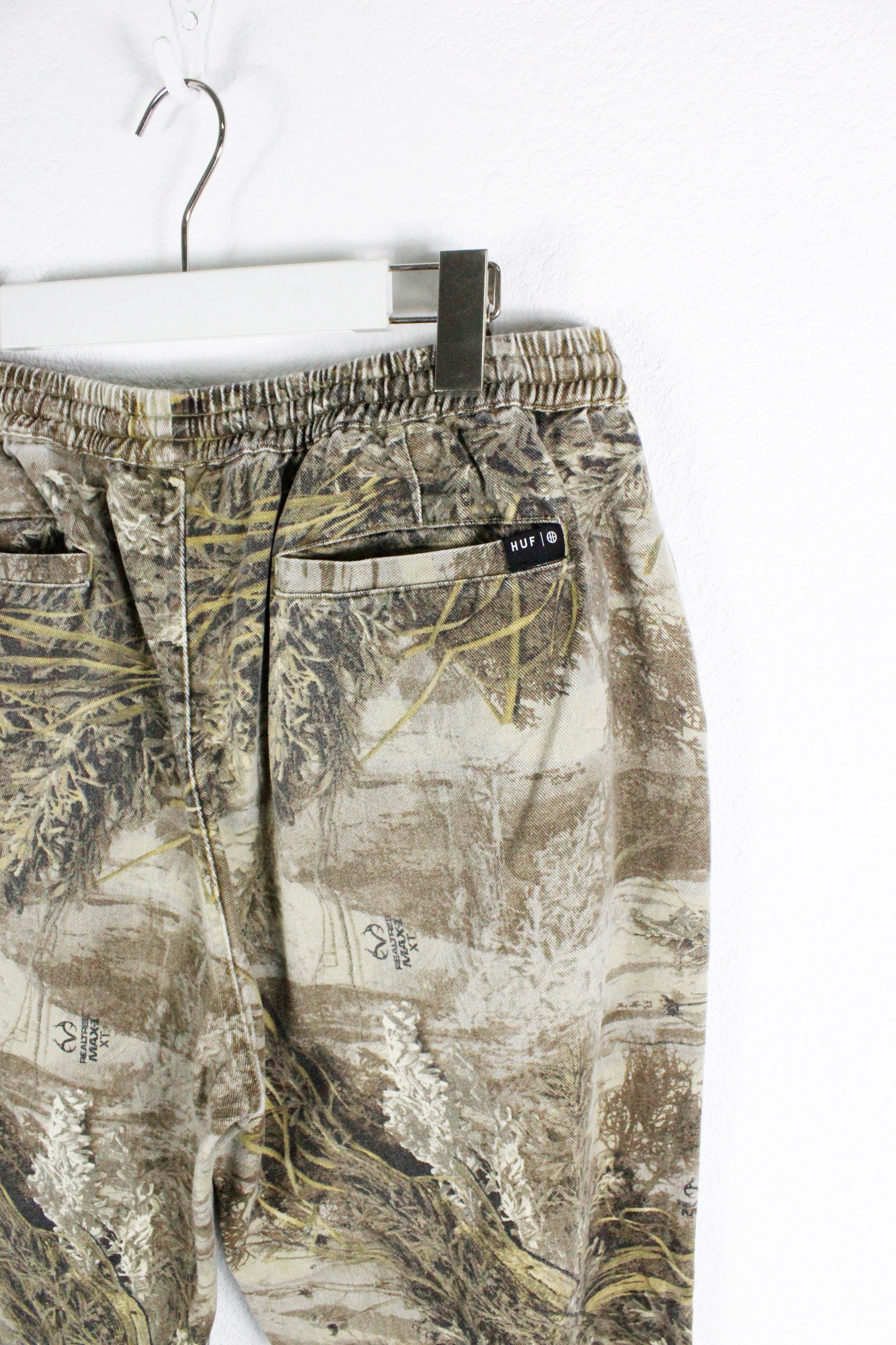 Huf HUF Realtree Forest Over Printed Pants Trousers Size US 34 / EU 50 - 6 Thumbnail