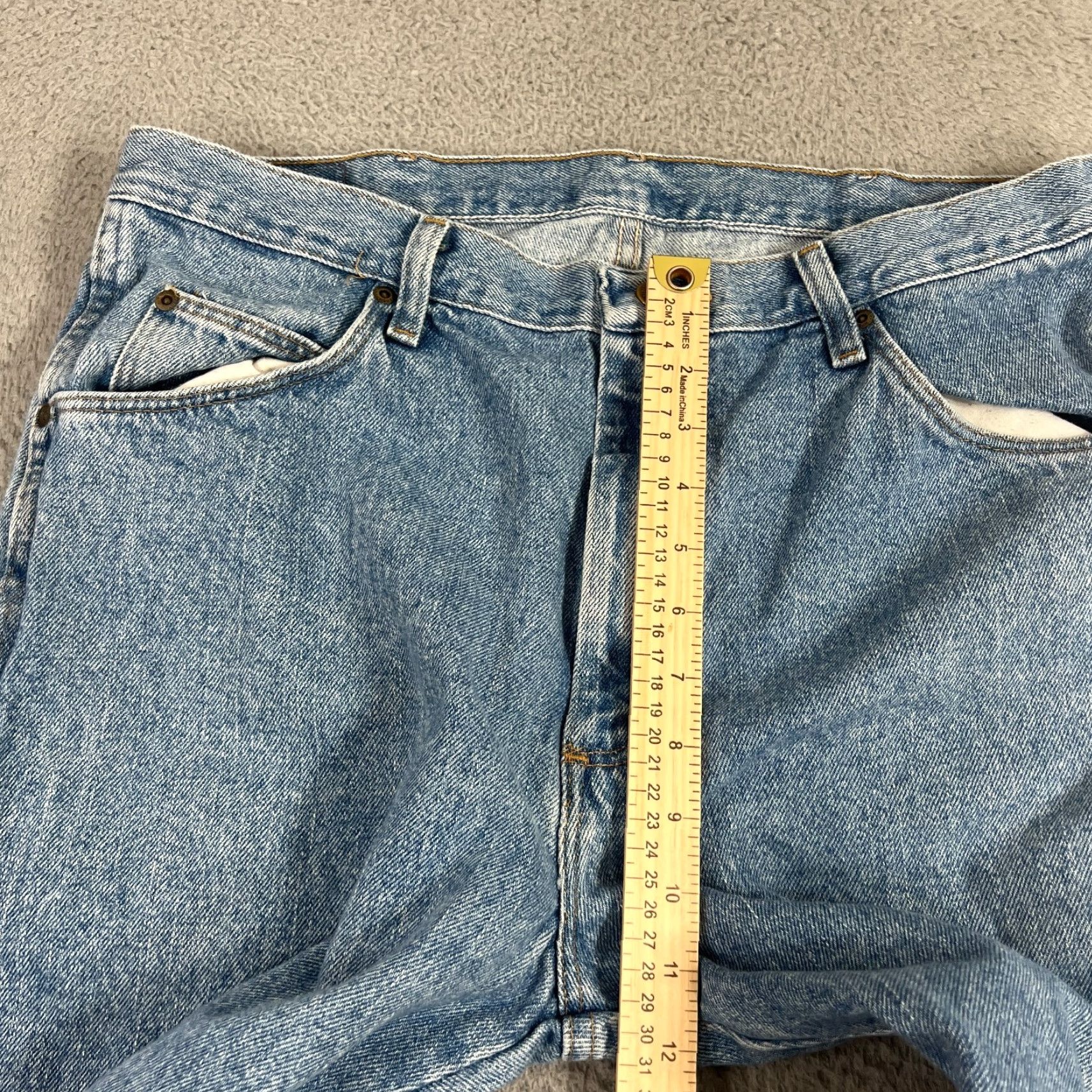 Wrangler WRANGLER Light Wash Blue Jeans 36x30 Straight Leg Regular Fit Mens Size US 36 / EU 52 - 3 Thumbnail