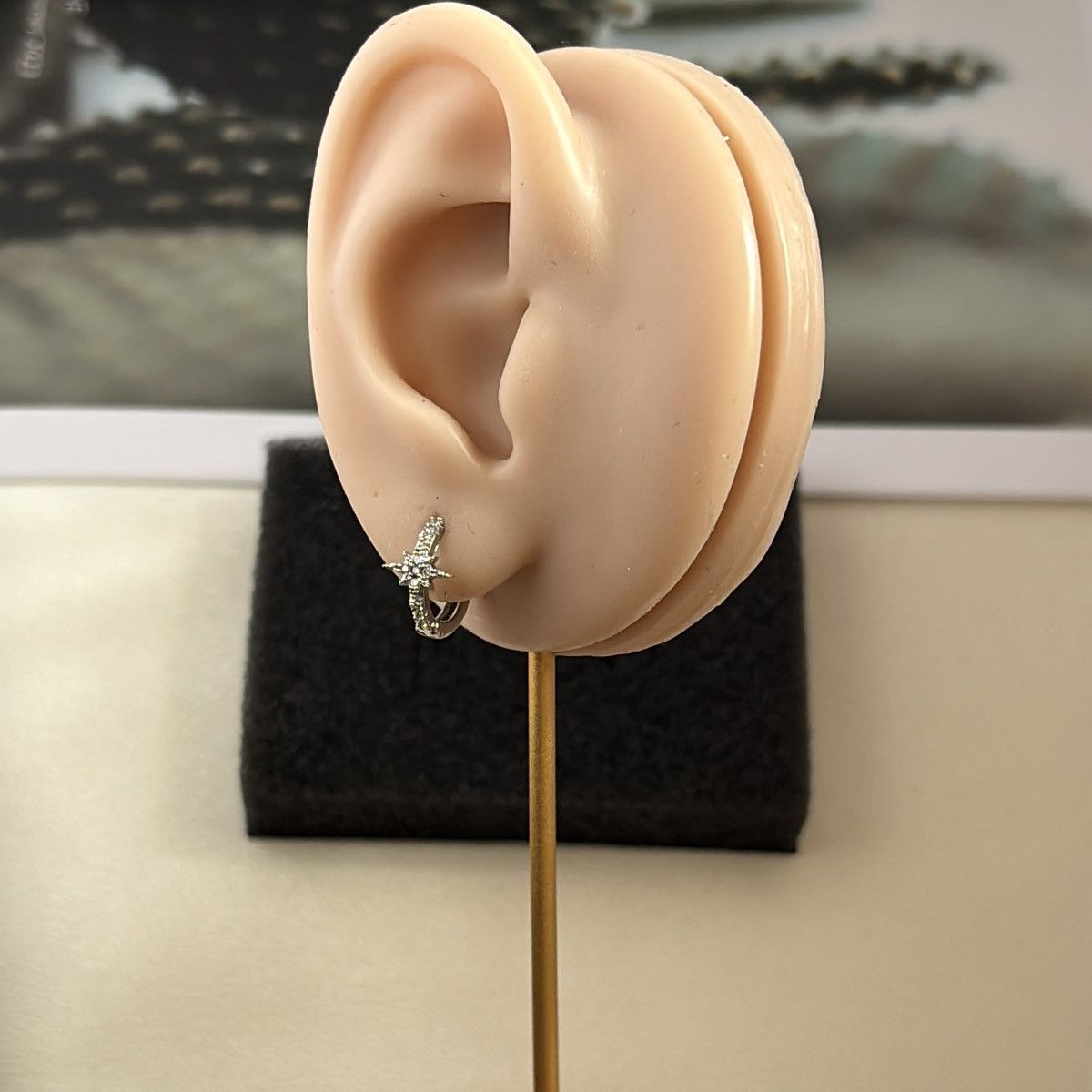 Other 13mm Small Star Hoop Earrings for Men Women Size ONE SIZE - 8 Thumbnail