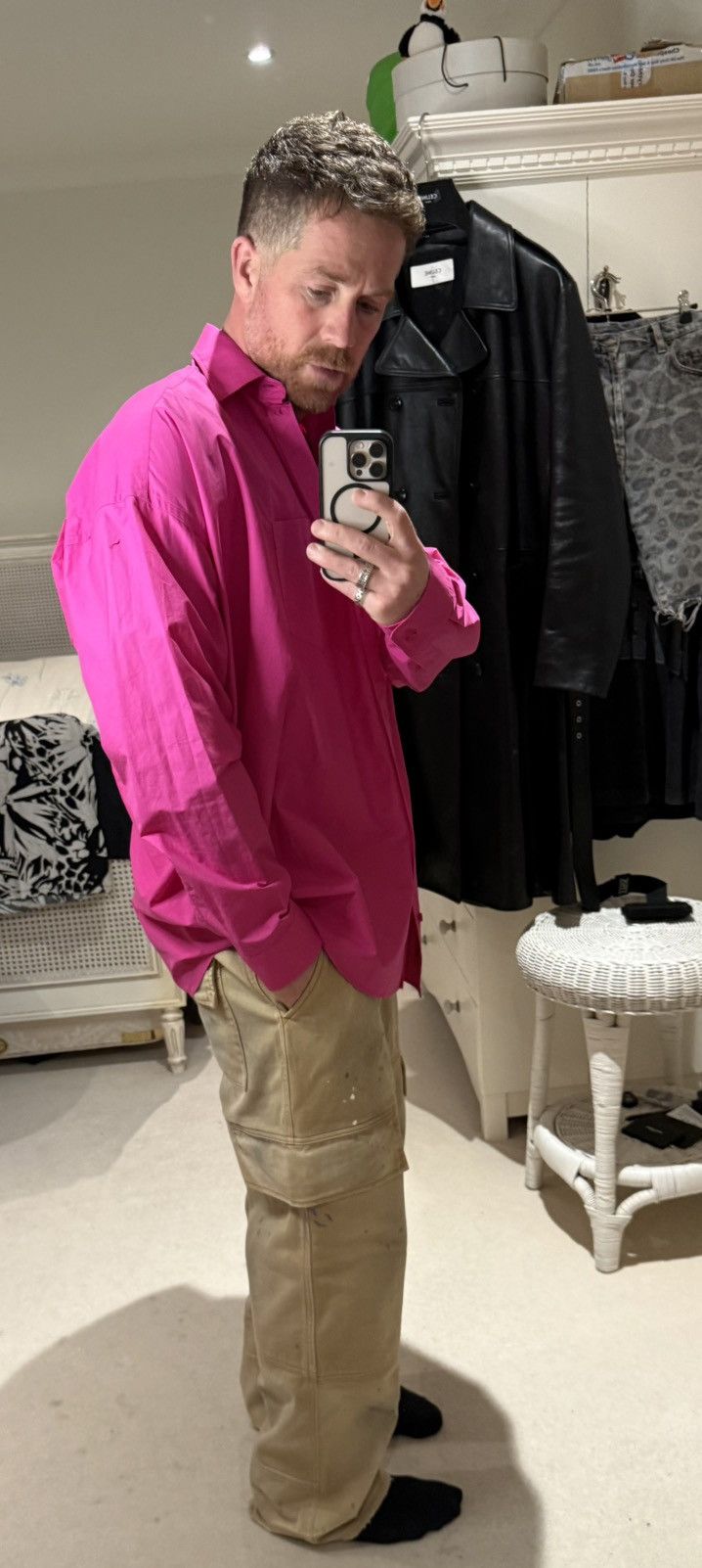 Balenciaga $1.3k FW23 Balenciaga Demna logo pink oversized shirt rare Size US L / EU 52-54 / 3 - 5 Thumbnail