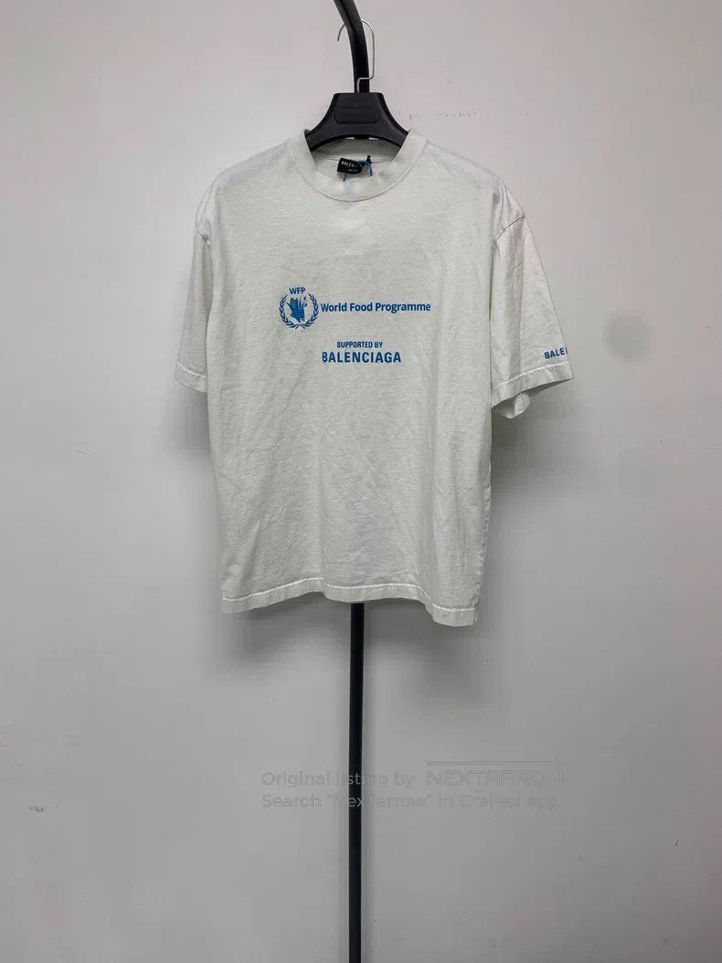Balenciaga Balenciaga Logo Letter Printed Crewneck Short Sleeve T-Shi Size US XS / EU 42 / 0 - 1 Thumbnail