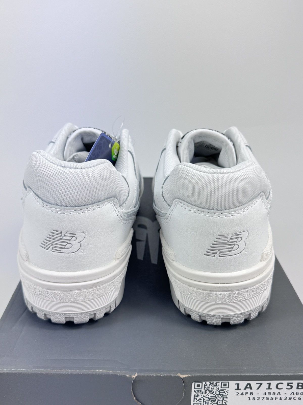 New Balance NEW BALANCE 550 SNEAKERS Size US 8.5 / EU 41-42 - 3 Thumbnail