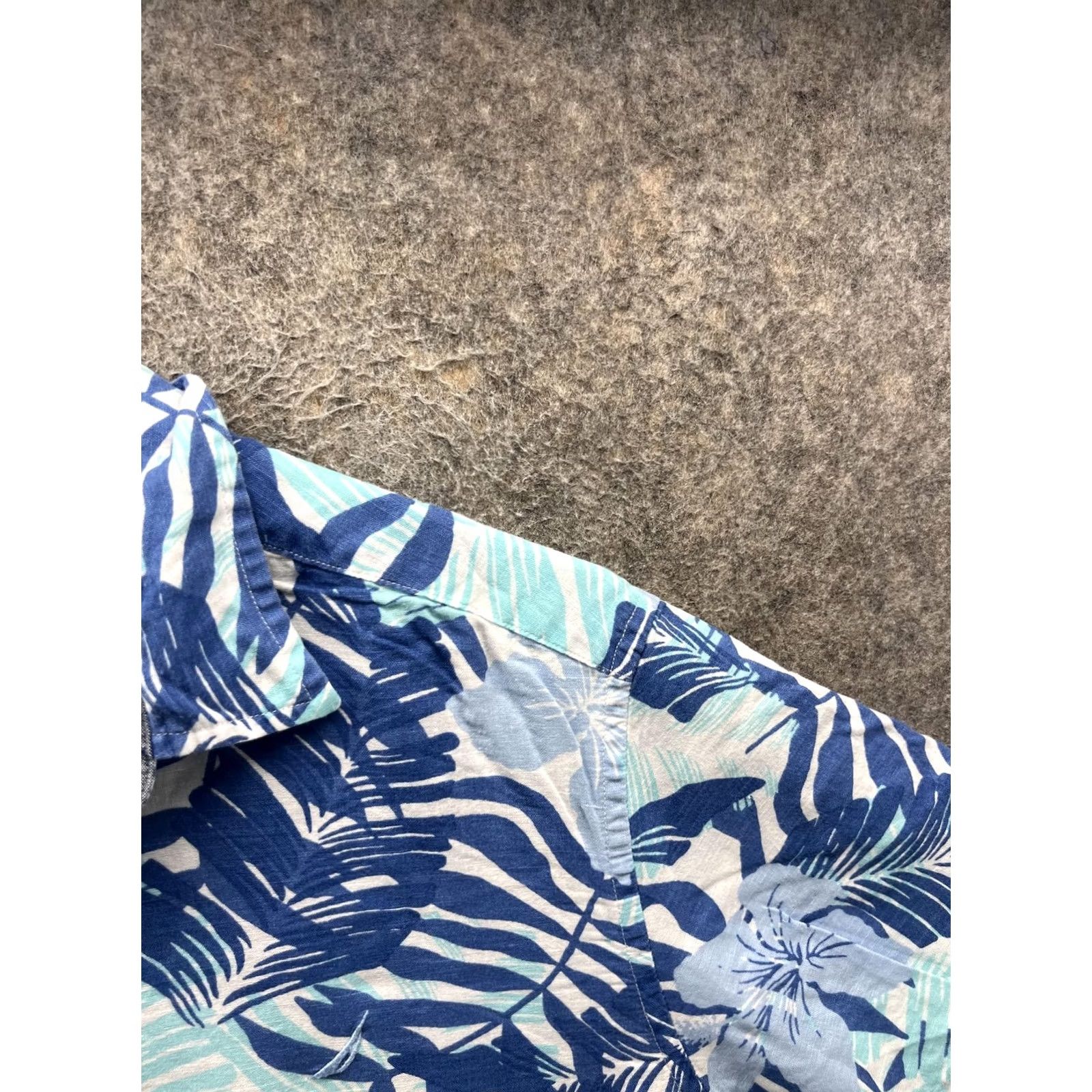 Nautica Nautica Mens Small Blue Button Down Short Sleeve Hawaiian Floral Tropical Shirt Size US S / EU 44-46 / 1 - 7 Thumbnail