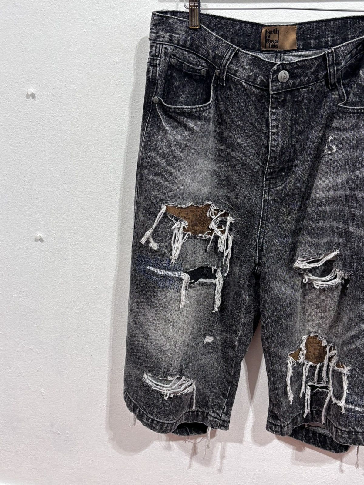 Birth of Royal Child Birth Of Royal Child Nautical Treasure Map Destroyed Jorts Size US 32 / EU 48 - 2 Thumbnail