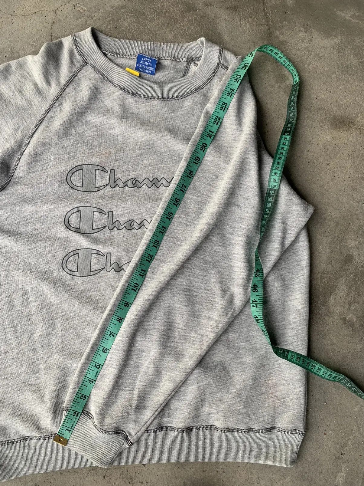 Champion CHAMPION 3 LINE SPELLOUT LOGO. Size US L / EU 52-54 / 3 - 4 Thumbnail