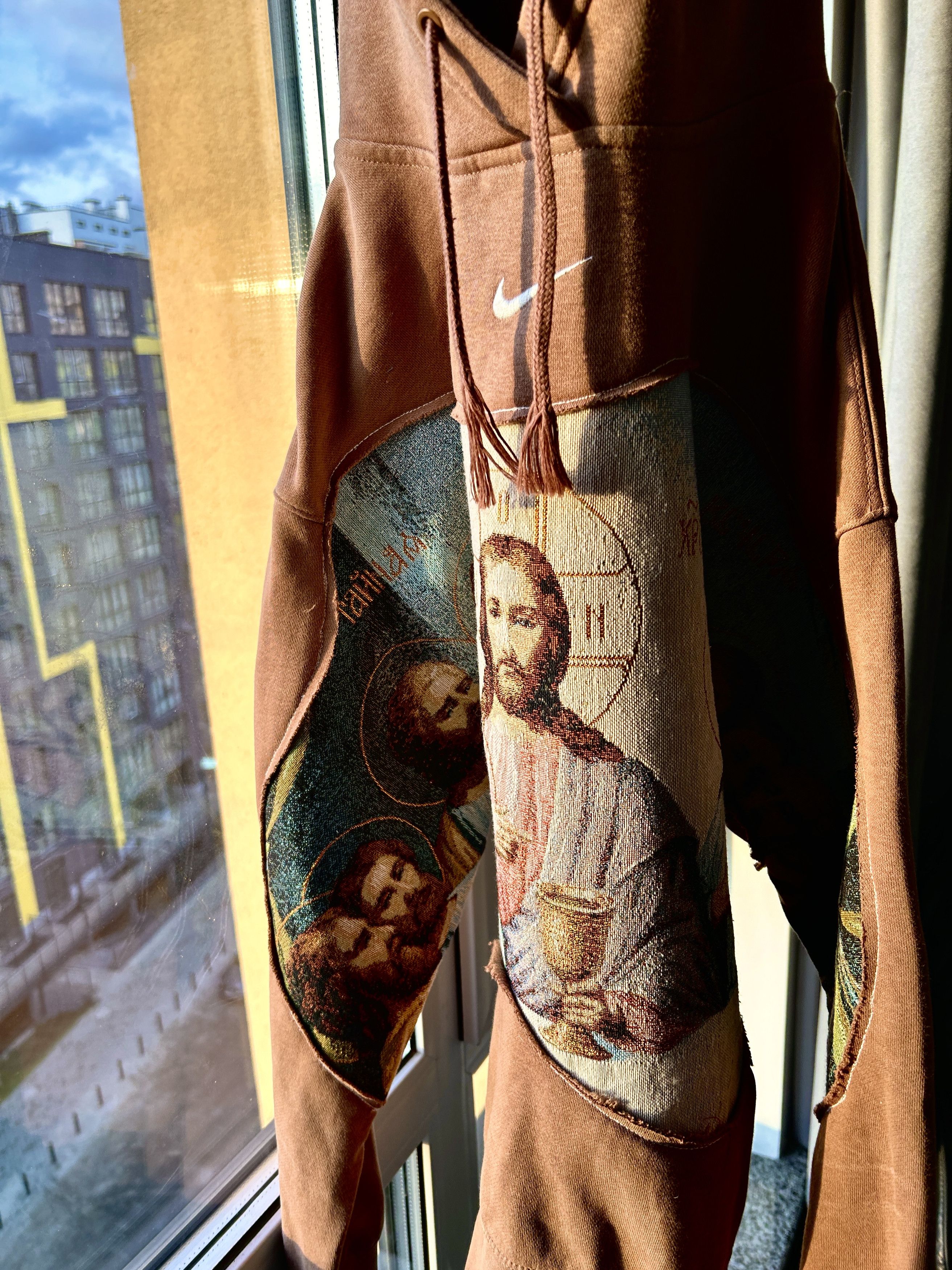 Nike Vintage Japanese Jesus Nike Big Logo Centre Hoodie 90s Size US M / EU 48-50 / 2 - 10 Thumbnail