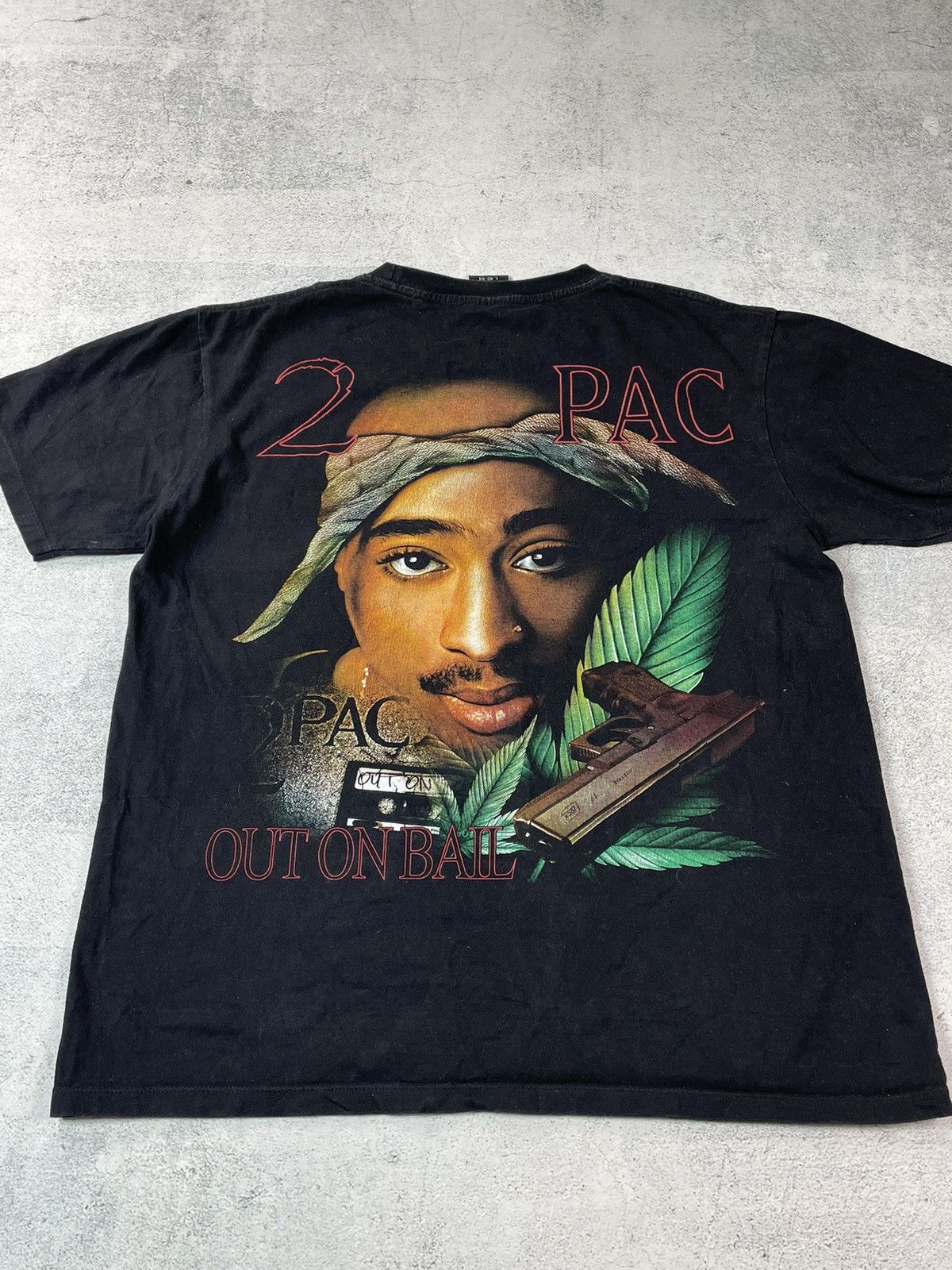 Band Tees × Vintage Vintage 90s Two Sided 2PAC Tupac Shakur Out on Bali Rap Tee Size US L / EU 52-54 / 3 - 10 Thumbnail