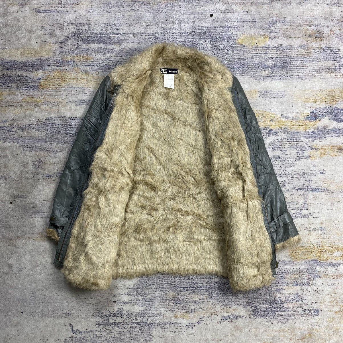 Kansai Yamamoto × Vintage archive vintage 90s Kansai Yamamoto tiger fur jacket Size US M / EU 48-50 / 2 - 12 Thumbnail