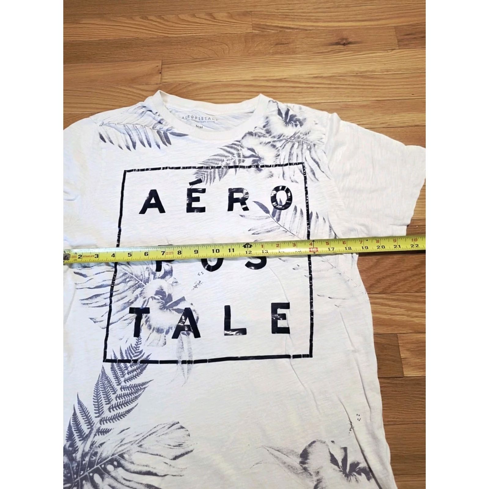 Vintage Aero T-Shirt Crew Neck White Small Tropical Leaf Graphic Print Beach Summer Mens Regular Short Sleeve Pattern 2020s Size US S / EU 44-46 / 1 - 5 Thumbnail