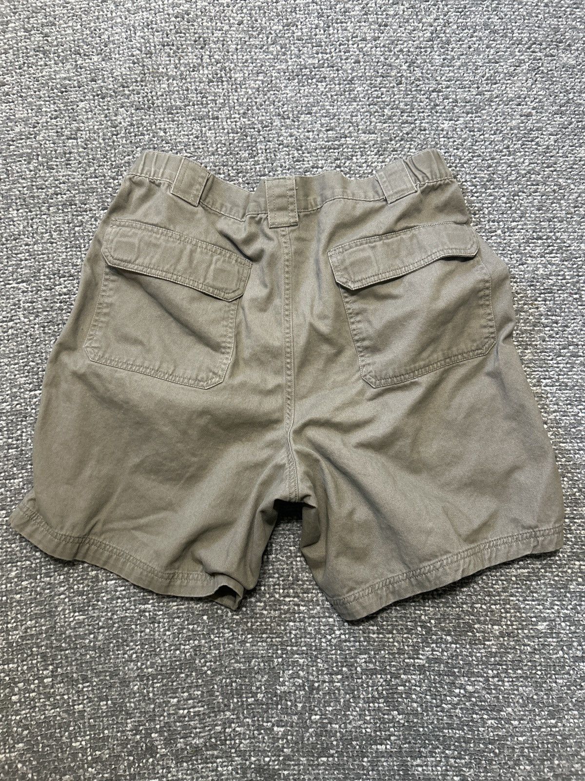 Vintage Vintage Baggy Front Pocket Cargo Shorts Size US 34 / EU 50 - 3 Thumbnail