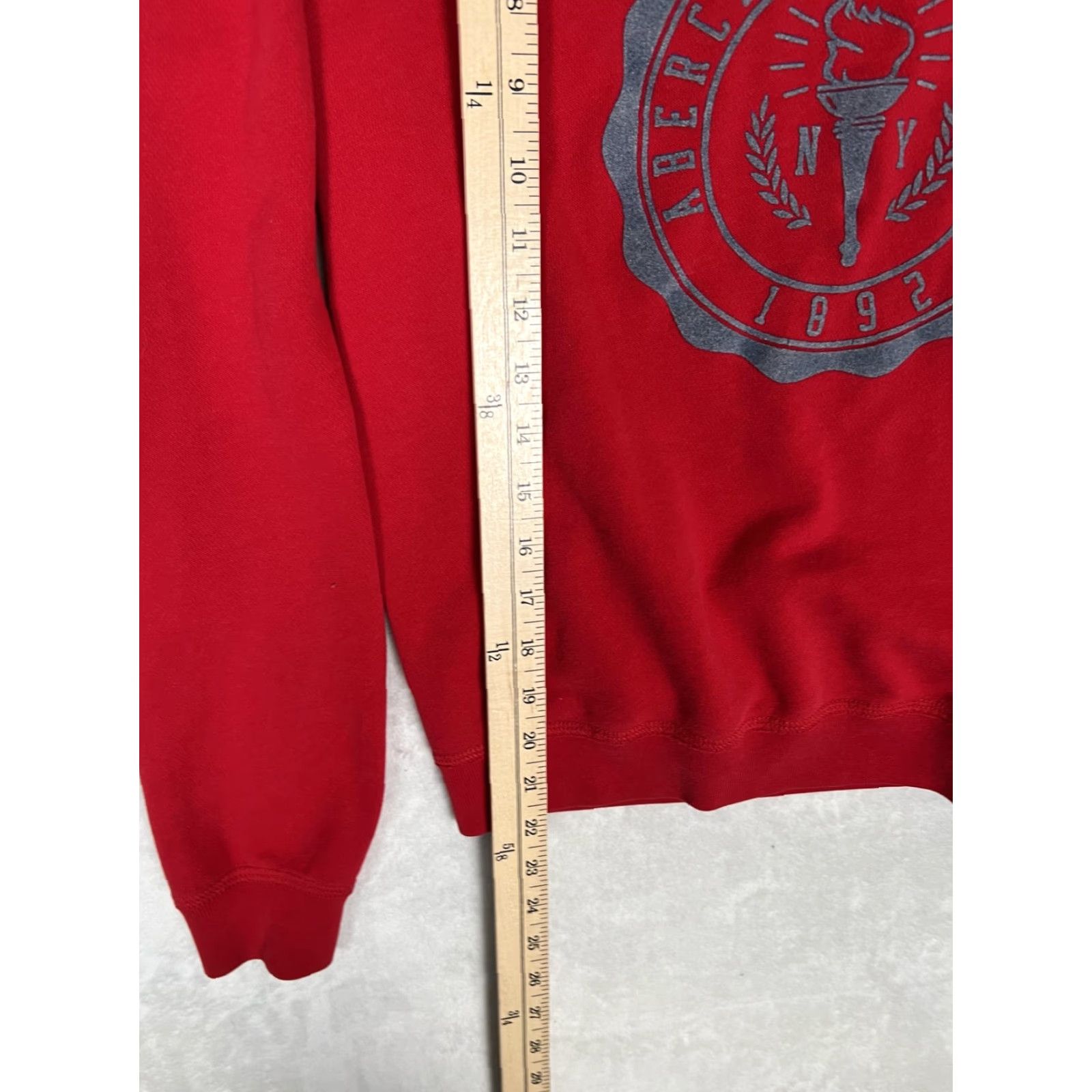 Abercrombie & Fitch Abercrombie & Fitch Raglan Sweatshirt Women's M Red Crew Neck Logo VTG Pullover Casual Size M / US 6-8 / IT 42-44 - 3 Thumbnail