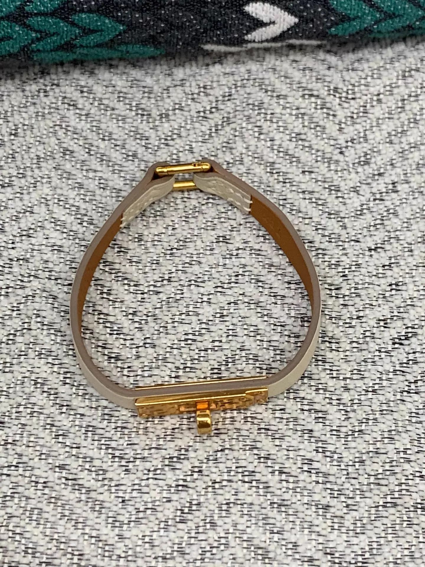 Hysteric Glamour Hermes Beige Gold Clasp Bracelet Size S New Size ONE SIZE - 3 Thumbnail