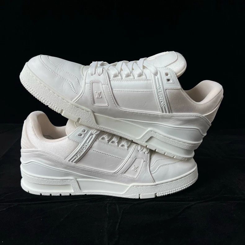 Louis Vuitton Louis Vuitton Pure white Trainer board shoes Size US 10 / EU 43 - 4 Thumbnail