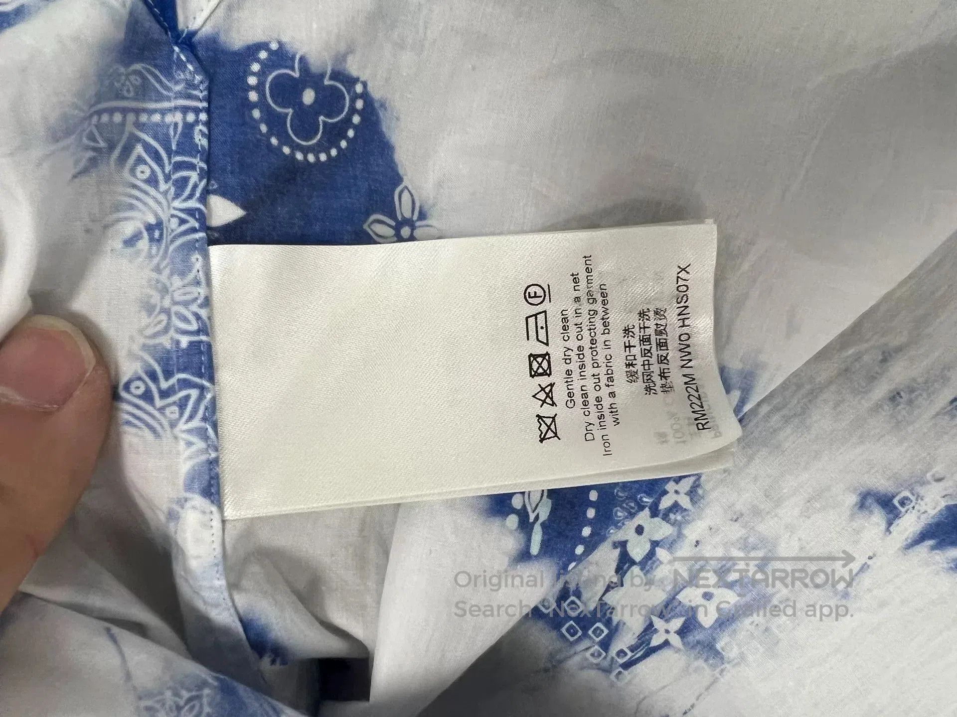 lv blue cloud logo short sleeve shirt.