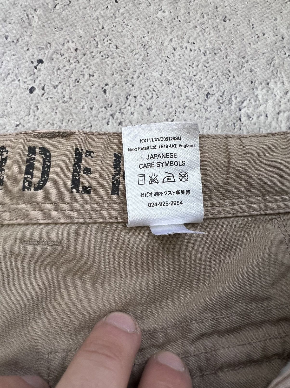 Japanese Brand Y2K Vintage Streetwear Camo Cargo Baggy Jeans beige Size US 34 / EU 50 - 9 Thumbnail