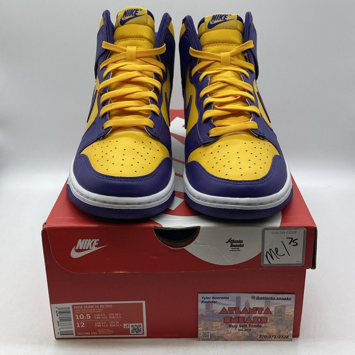 Nike Dunk high lakers Size US 10.5 / EU 43-44 - 2 Thumbnail