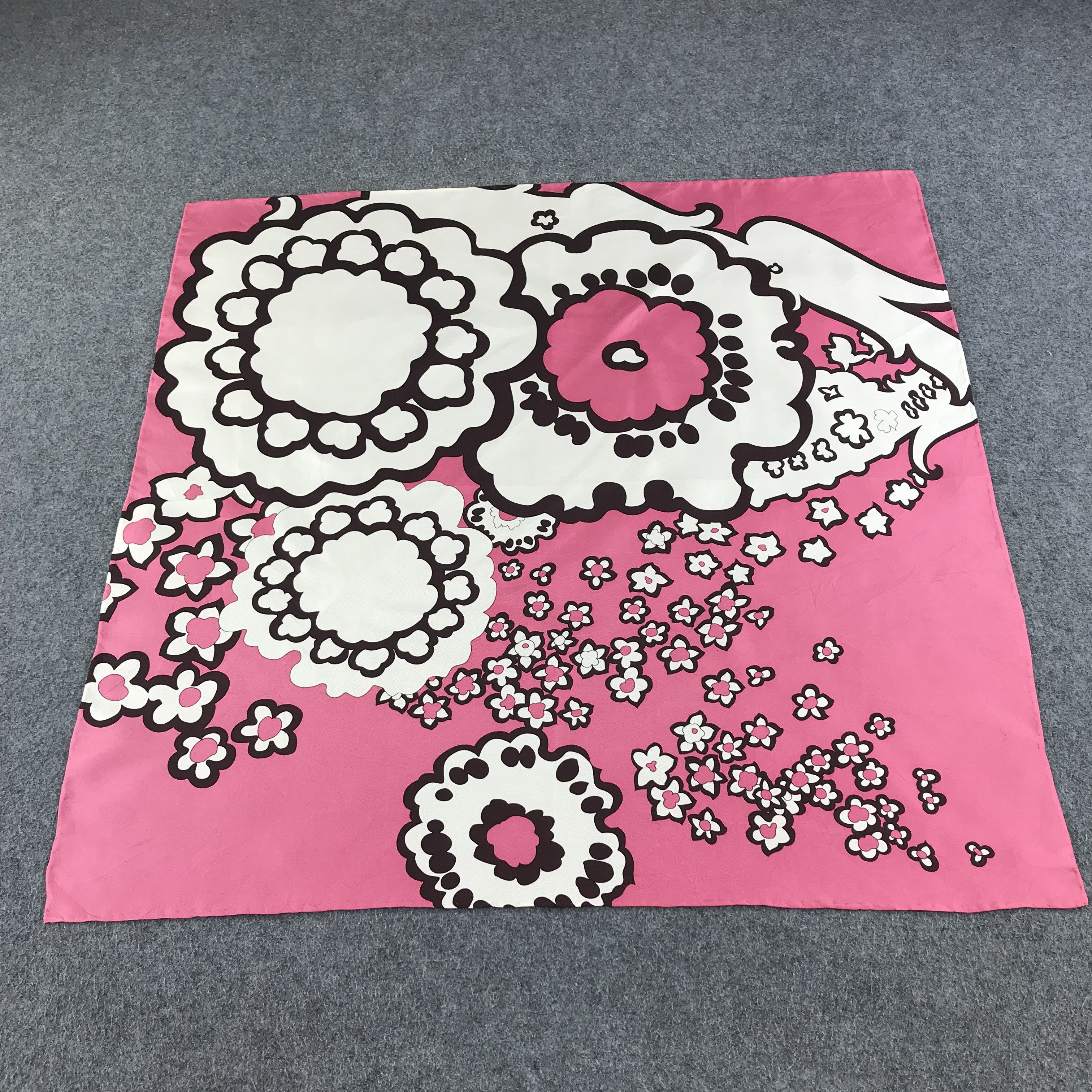 Ann Taylor Vintage Ann Taylor Floral Silk Scarf M131 Size ONE SIZE - 2 Thumbnail