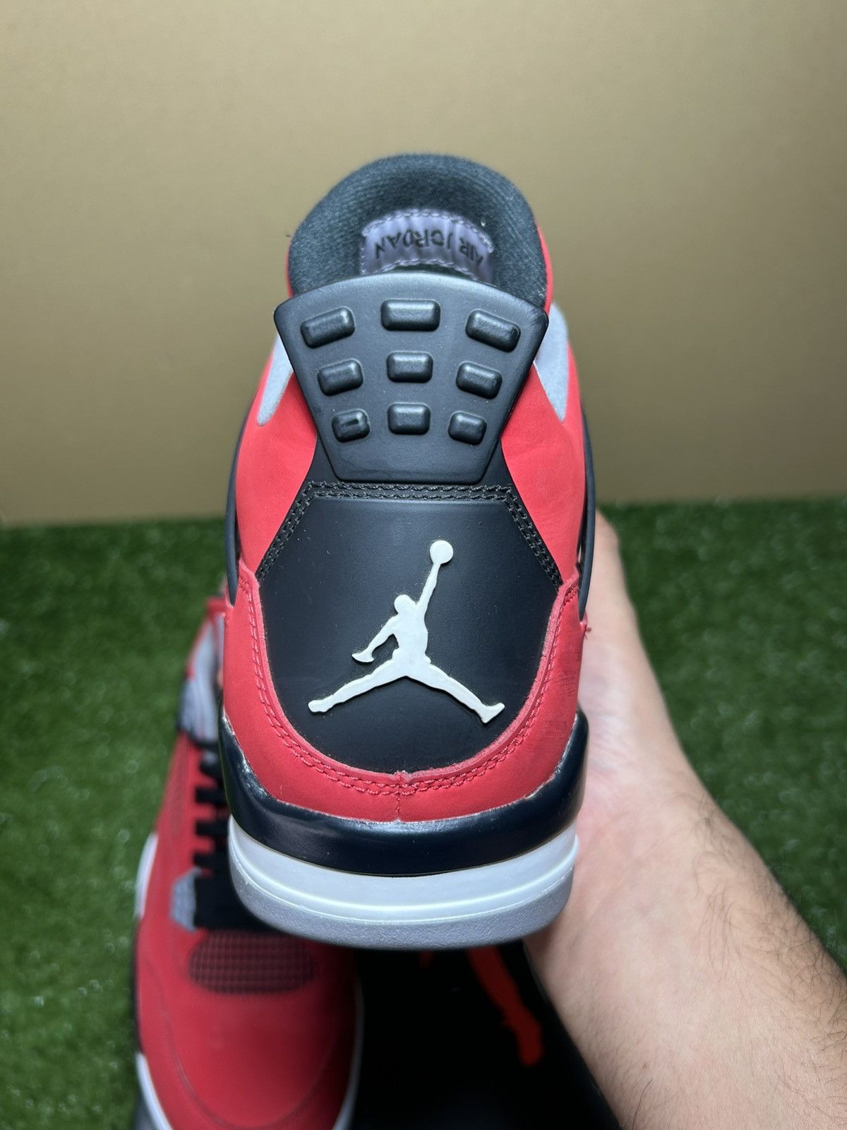 Jordan Brand Jordan 4 toro bravo 2013 Size US 12 / EU 45 - 3 Thumbnail