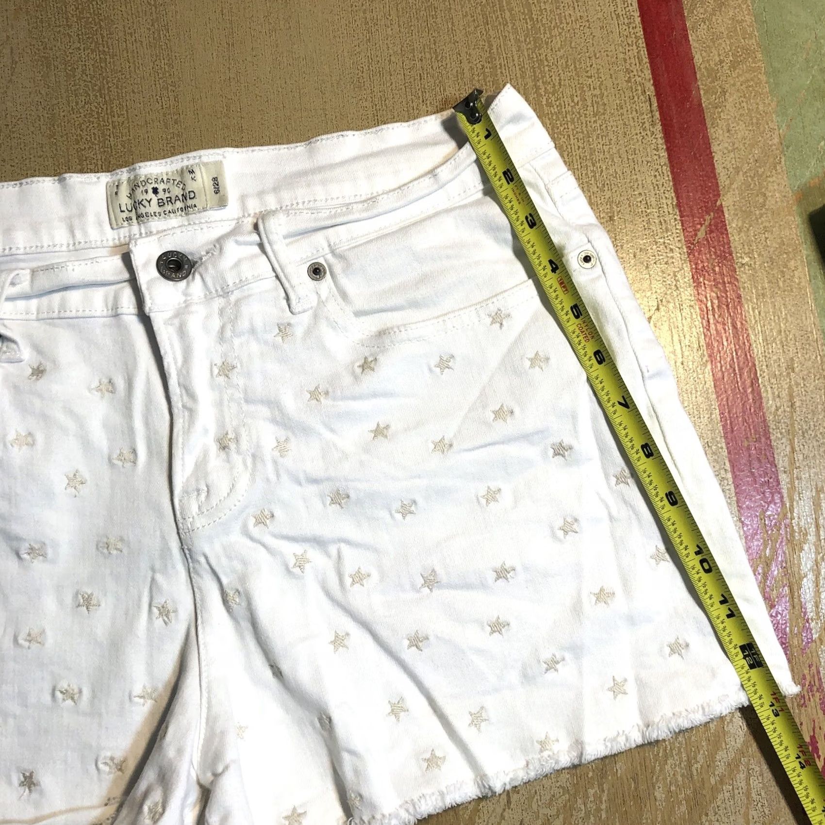 Lucky Brand Lucky Brand Y2K Star Embroidered Jean Malibu Shorts Denim White Womens 6 Size 28" / US 6 / IT 42 - 7 Thumbnail