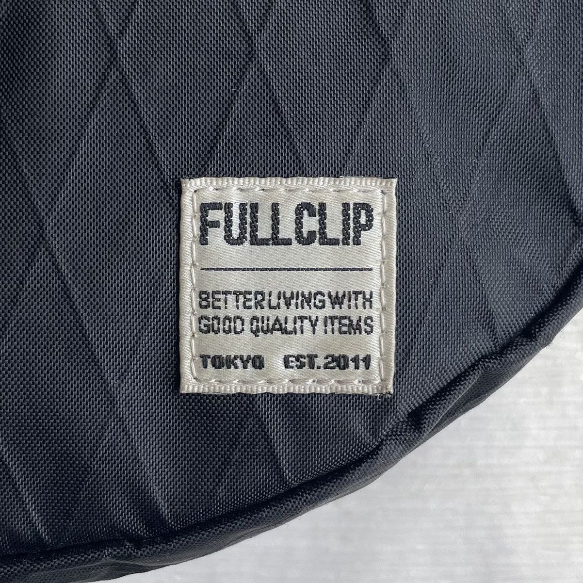 Japanese Brand 🇯🇵 JAPANESE BRAND FULLCLIP TRIPPIN CROSSBODY BOAT SHAPE Size ONE SIZE - 8 Thumbnail