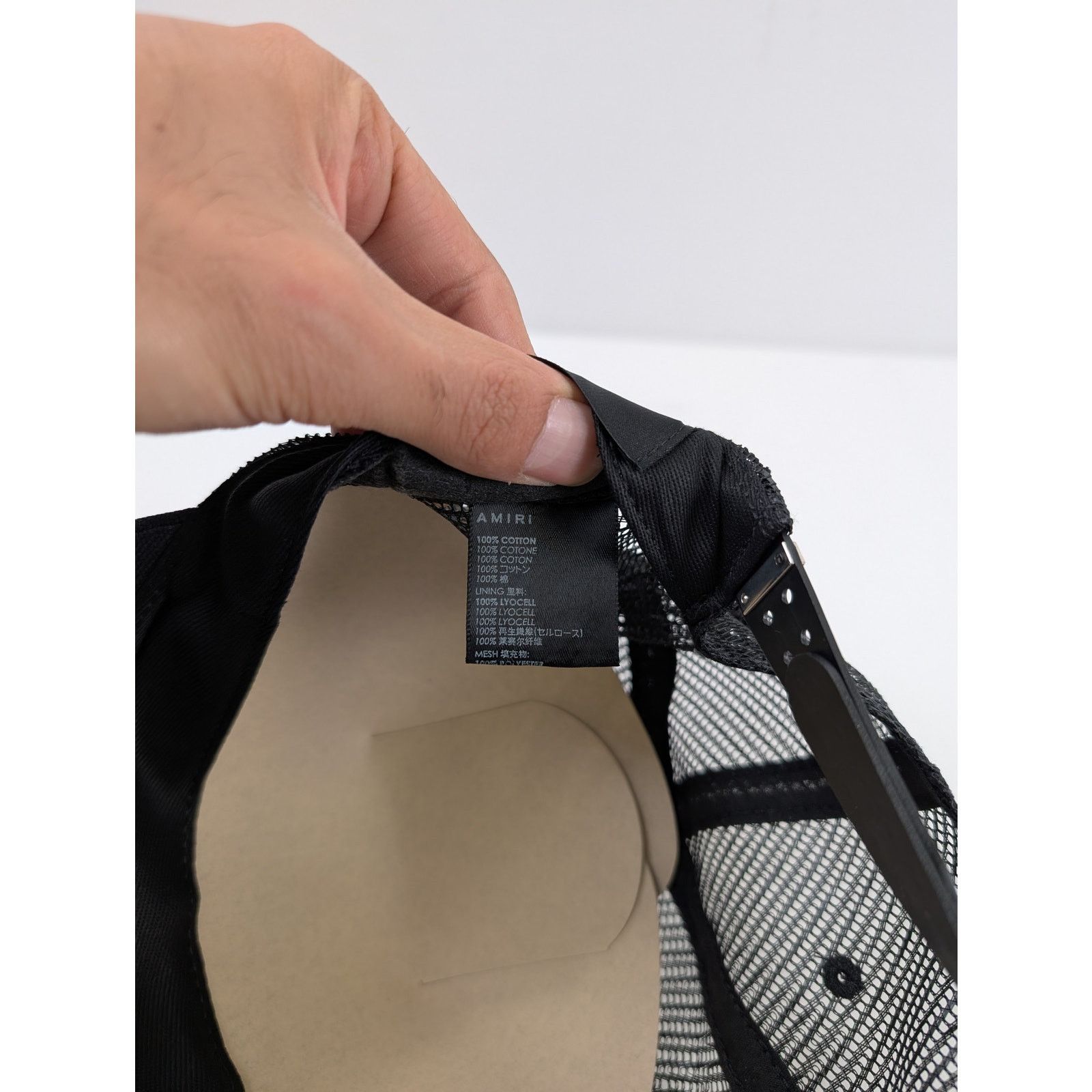 Amiri o1rshd1 Q:2 / Core Logo Trucker Cap / Hat in Black/White Size ONE SIZE - 14 Thumbnail