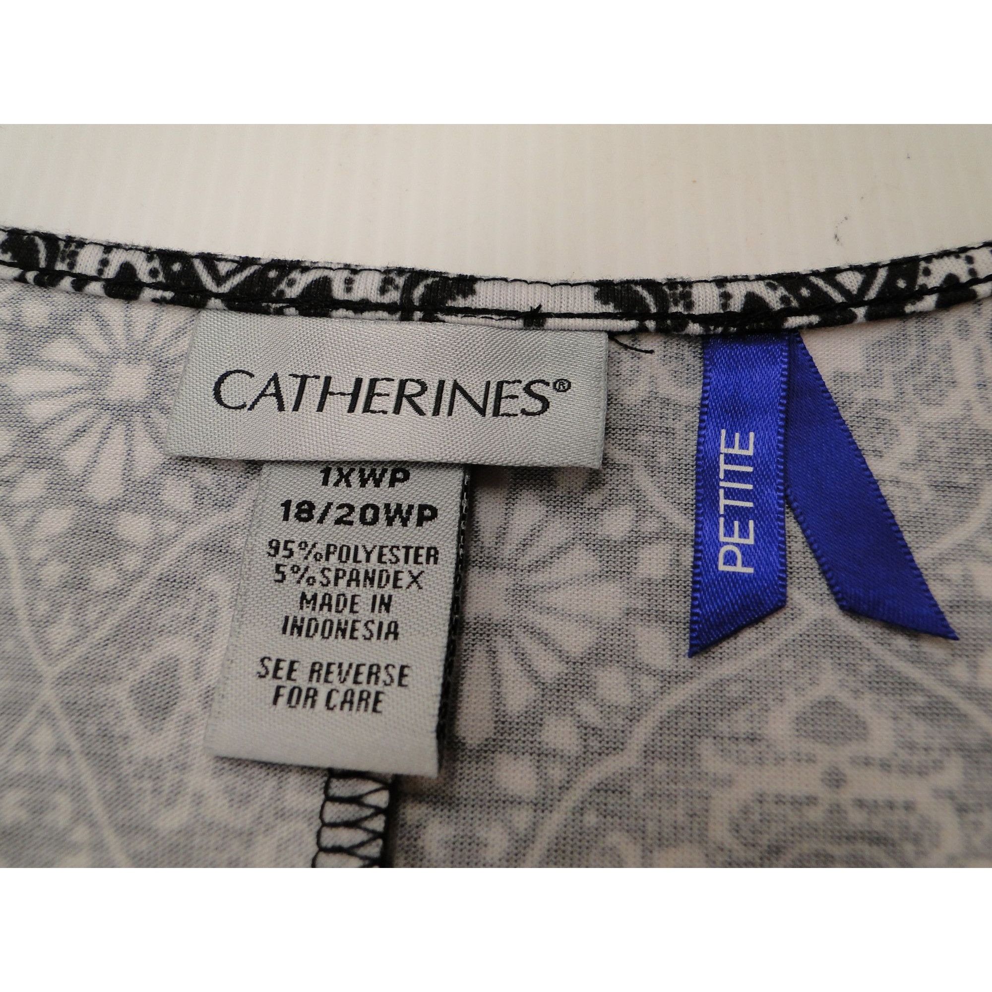 Other Catherines Tank Top Womens Petite 1X 18/20P Black White Geom Size XXL / US 16-18 / IT 52-54 - 7 Thumbnail