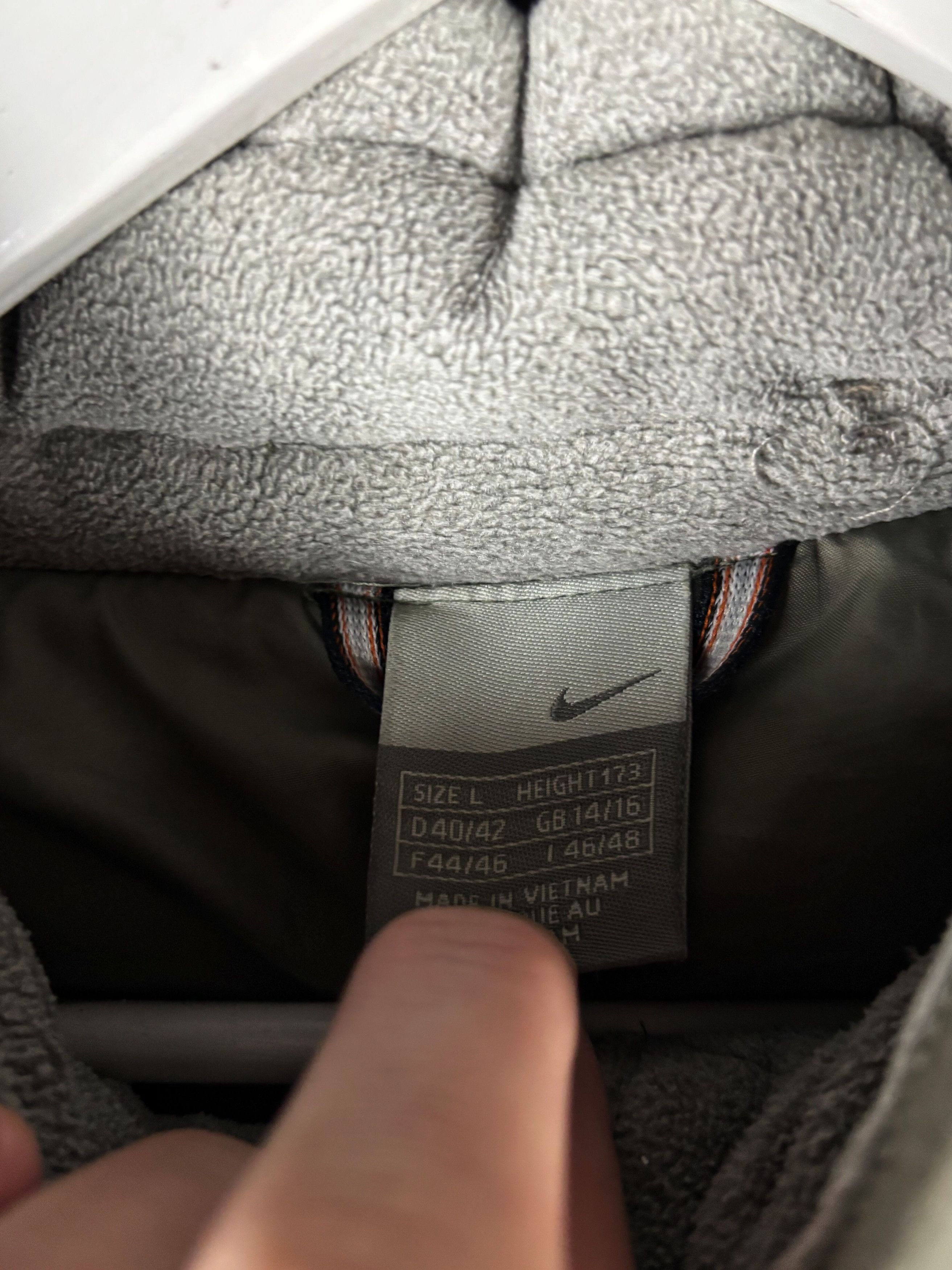 Nike Vintage Cropped Puffer Jacket Y2K Streetwear Style Size US M / EU 48-50 / 2 - 6 Thumbnail