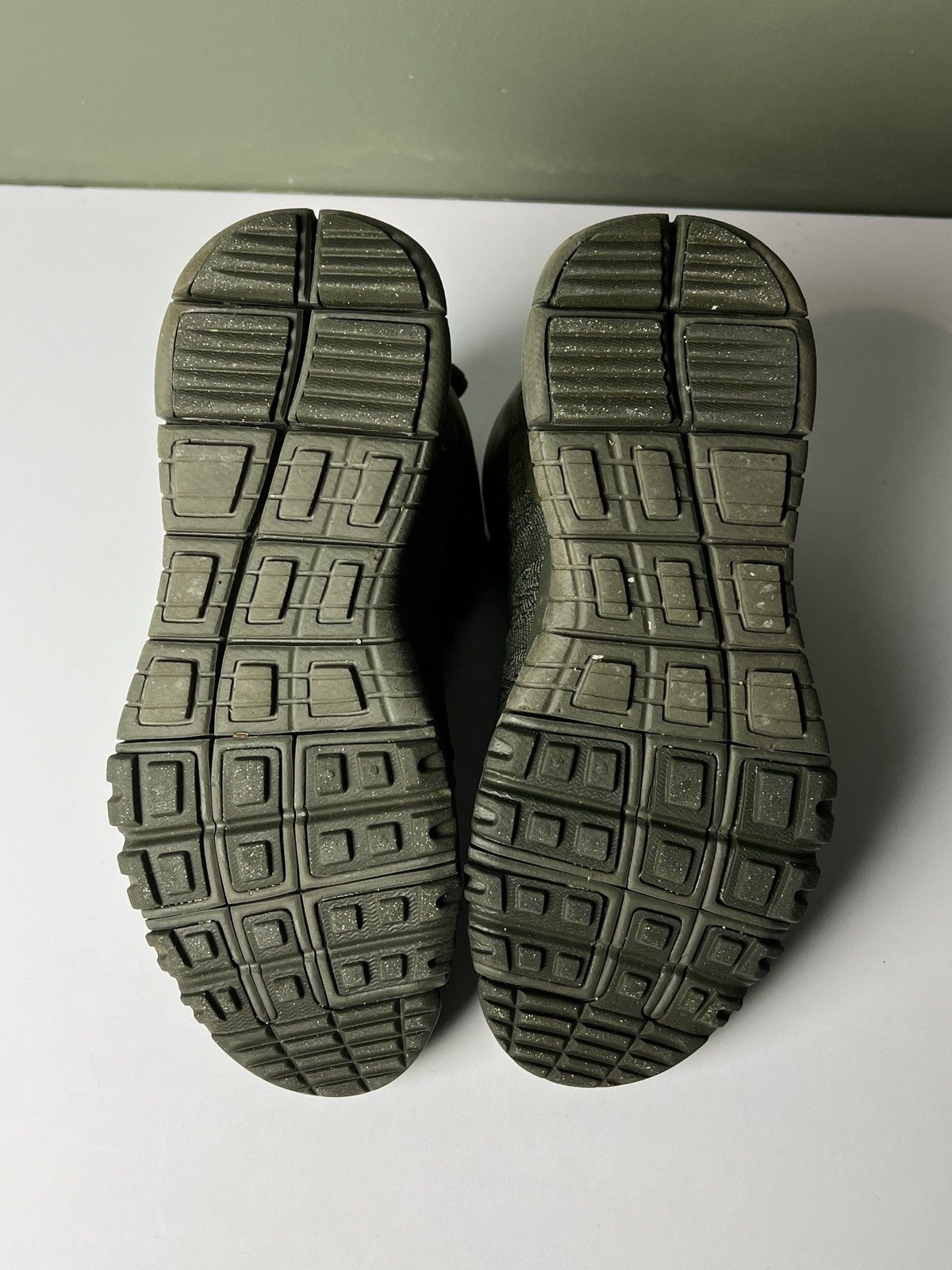 Nike ACG Nike Lupinek Flyknit Defender Cargo Trail Sneaker Boots Size US 9 / EU 42 - 9 Thumbnail