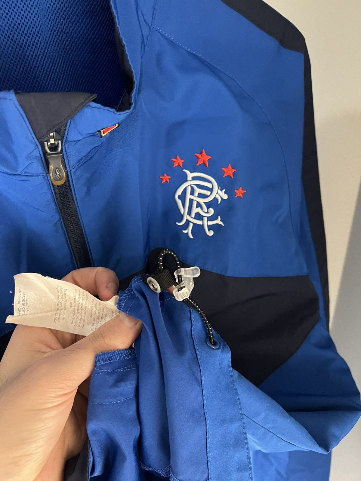 Umbro VINTAGE UMBRO FC RANGERS SCOTLAND SOCCER JERSEY RETRO Y2K Size US XL / EU 56 / 4 - 18 Thumbnail