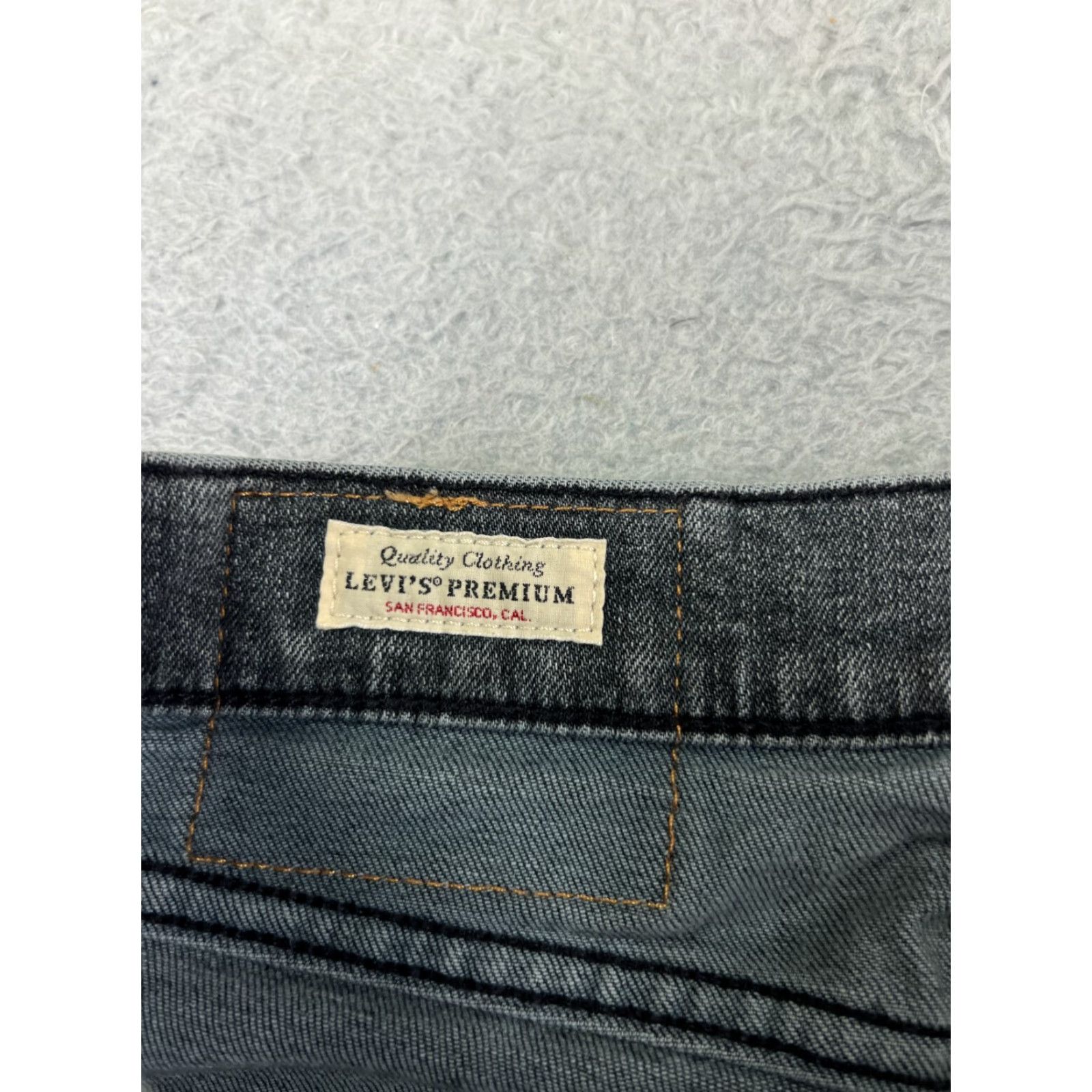 Levi's Levi's Denim Jeans 512 Distressed Black 29/Regular Mens Levi's 512 5-Pocket Stretch Cotton Pants Jeans Size US 29 - 6 Thumbnail