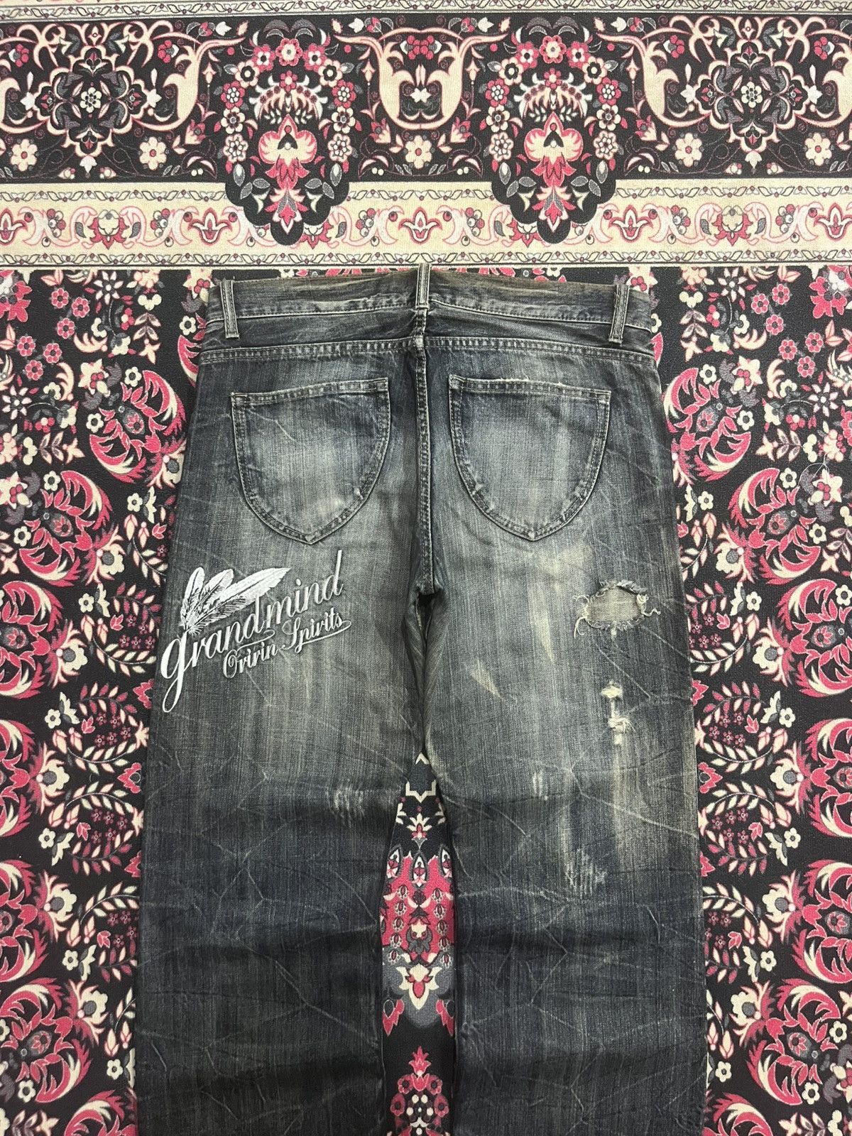 Le Grande Bleu (L.G.B.) Oririn Slogan Embroidered Thunder Washed Distressed Jeans Size US 34 / EU 50 - 5 Thumbnail