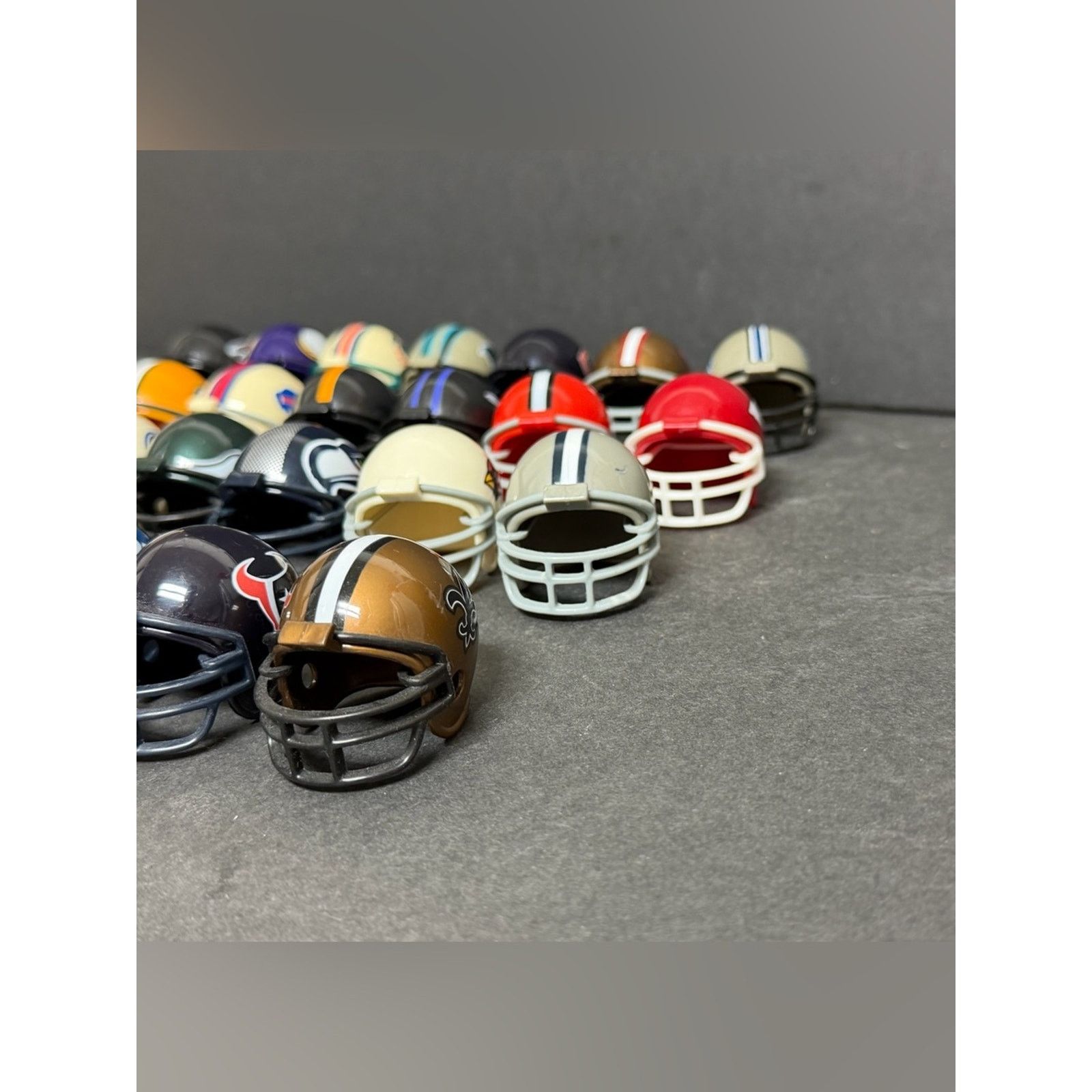 Riddell Riddell NFL Mini Micro Football Helmet Lot 28 of 32 Teams Size ONE SIZE - 4 Thumbnail