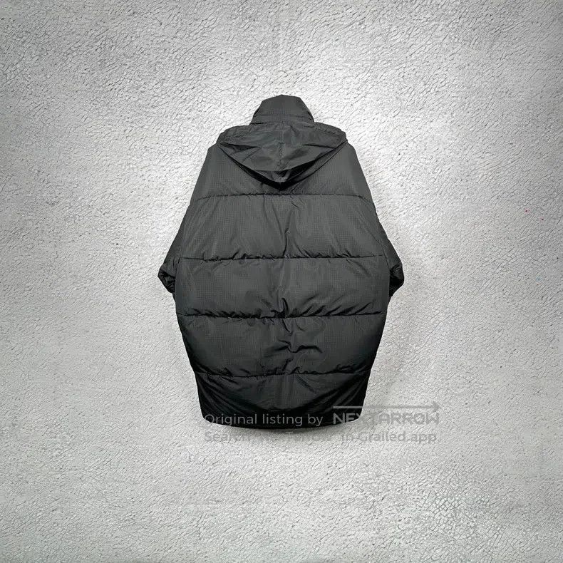 Balenciaga Balenciaga Black classic turtleback hidden hood down coat Size US S / EU 44-46 / 1 - 2 Thumbnail