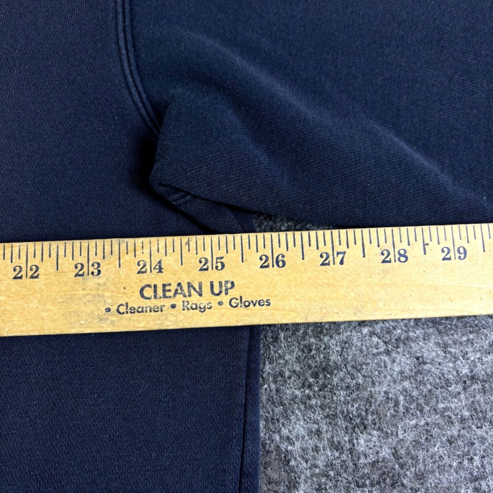 Vintage VINTAGE Champs Notre Dame Fighting Irish Hoodie Navy Blue Yellow XL Distressed Size US XL / EU 56 / 4 - 5 Thumbnail