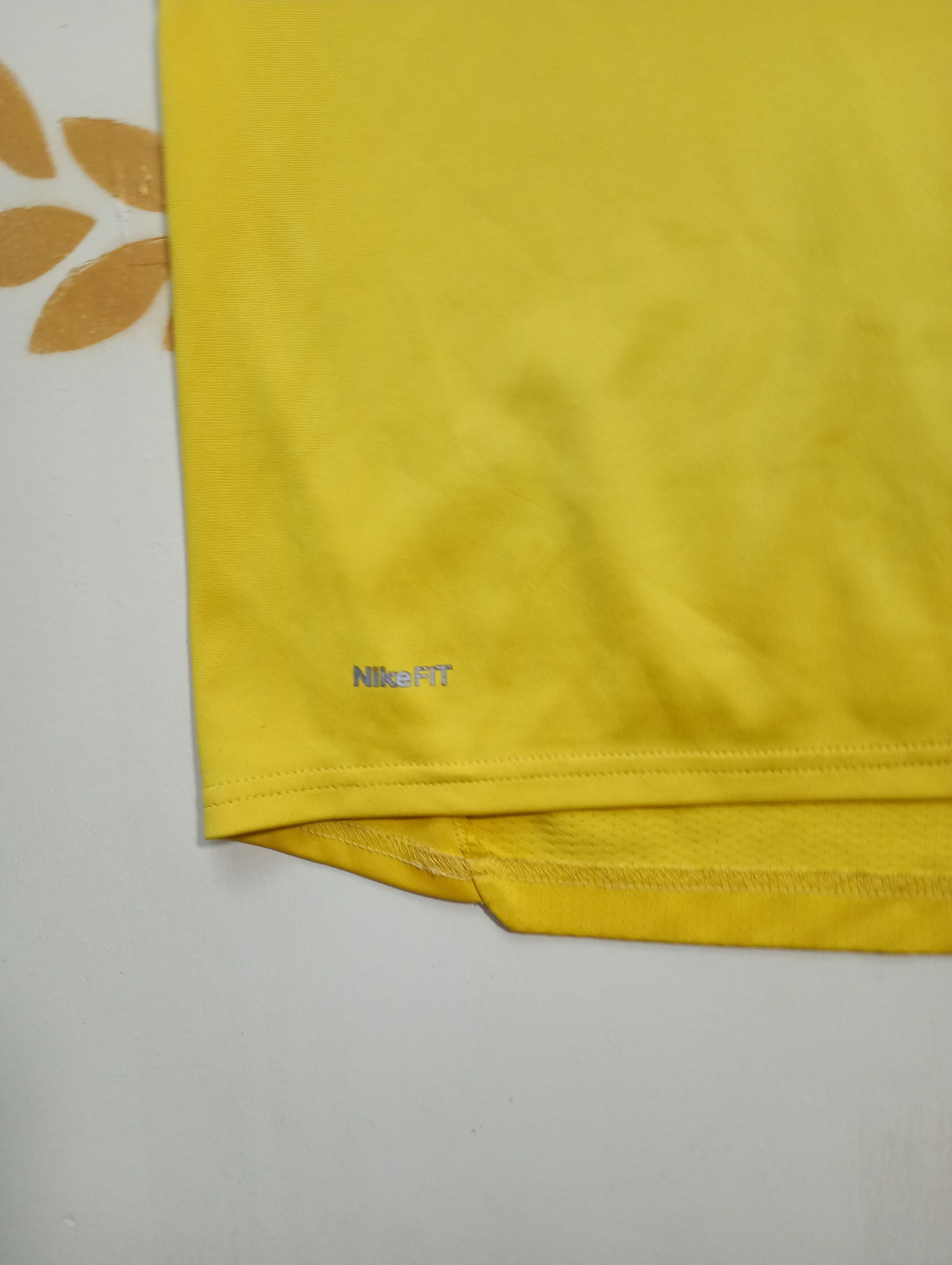 Nike Nike Brazil Training Sleeveless Jersey 2008-2009 Size US XL / EU 56 / 4 - 5 Thumbnail