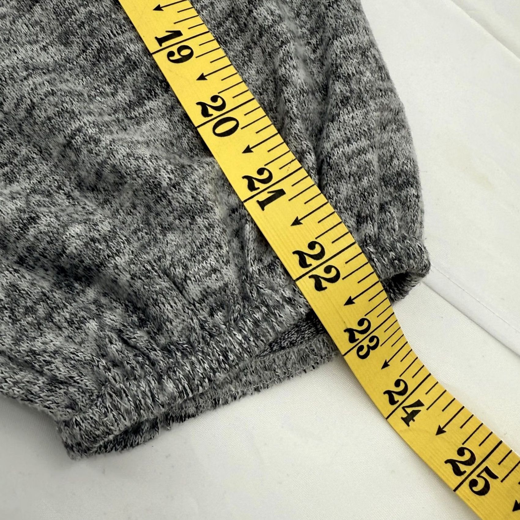 Vintage Tacera Sweater Tunic Dress 1X Gray Pearl Embellished 3/4 Sleeve Puff Sleeve Knit Crew Neck Pullover Womens Beaded All Seasons Fall Winter Vintage No Size XL / US 12-14 / IT 48-50 - 6 Thumbnail