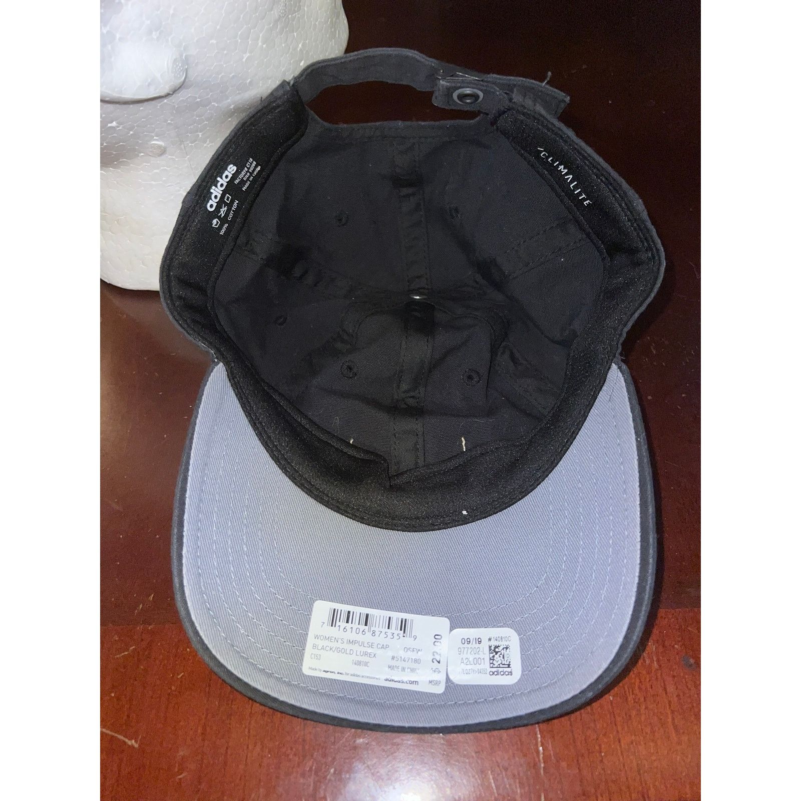 Vintage Womens Adidas Hat Impulse Cap Black Gold Lurex Women Cap OS Size ONE SIZE - 7 Thumbnail