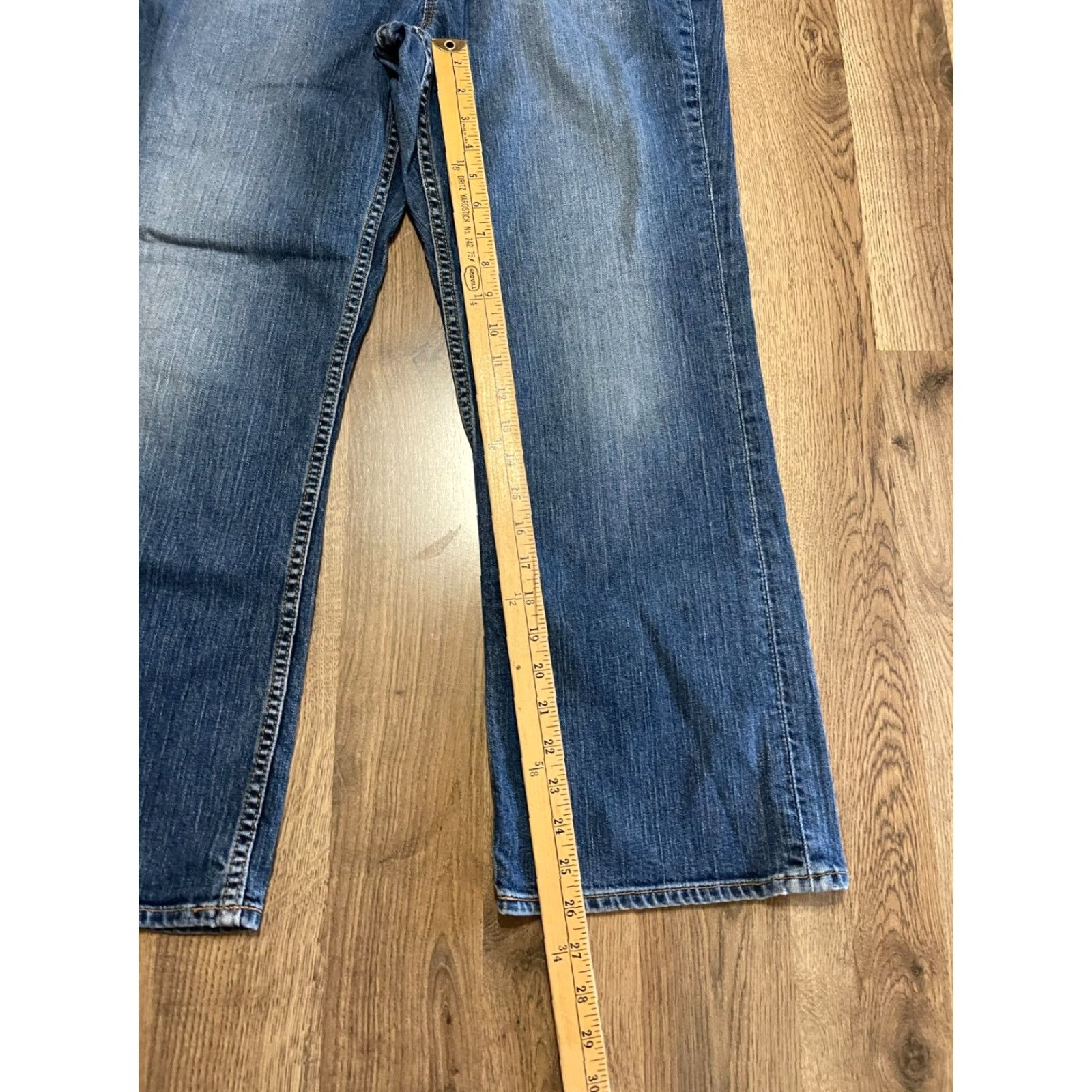 Gap Gap Jeans Womens Size 16 Blue Denim Low Rise Cropped Pockets Size 38" / US 16 / IT 52 - 7 Thumbnail