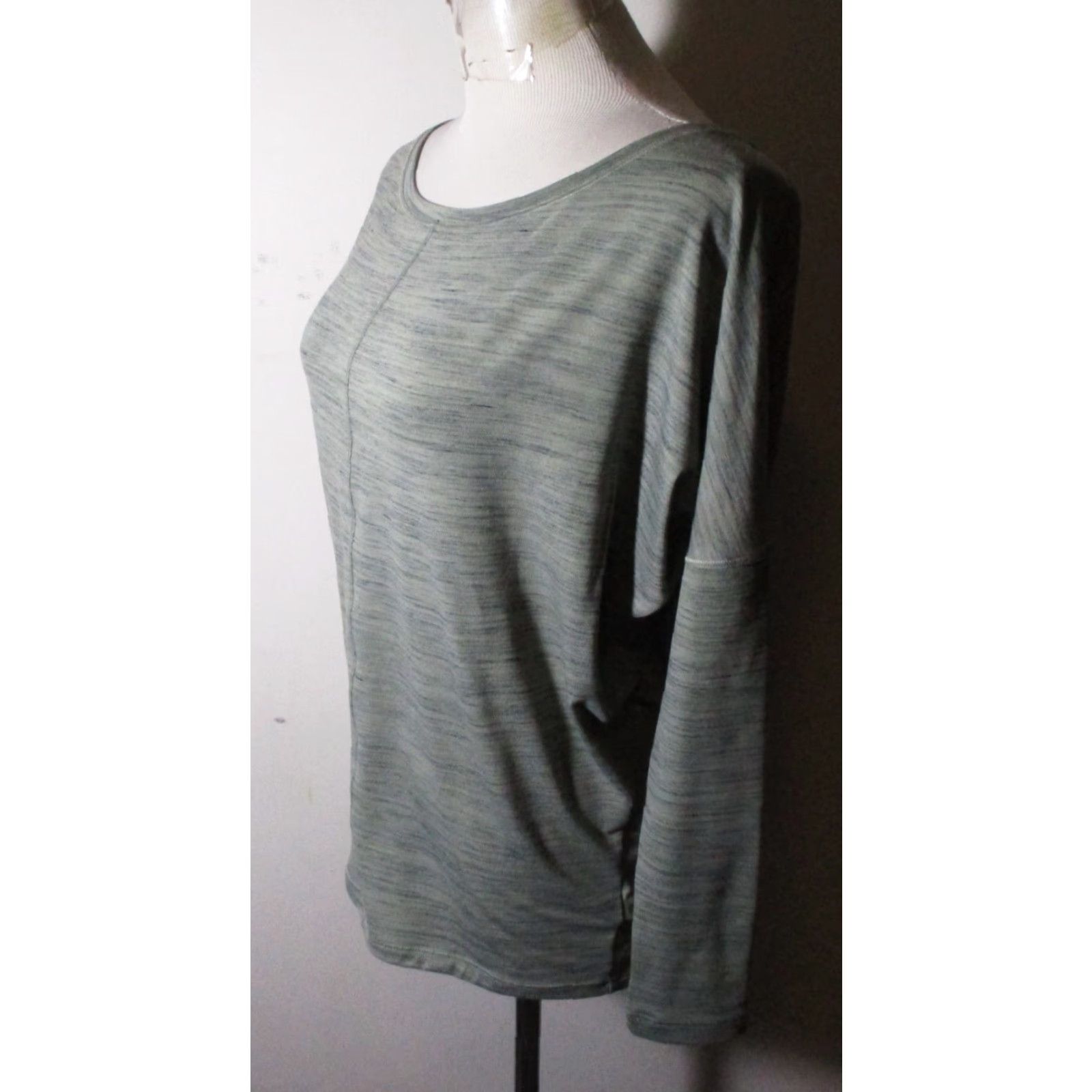 Athleta ATHLETA Gray Lyocell Blend Oversized Top XXS Womens Size XXS / US 00 / IT 34 - 4 Thumbnail