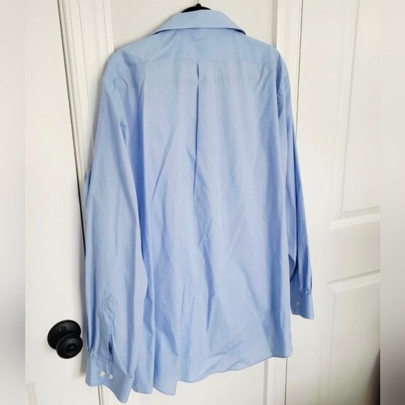 Van Heusen Poplin Lt Blue Collared Long Slv Button-Up Shirt 17.5/34-35 Size US XL / EU 56 / 4 - 5 Thumbnail