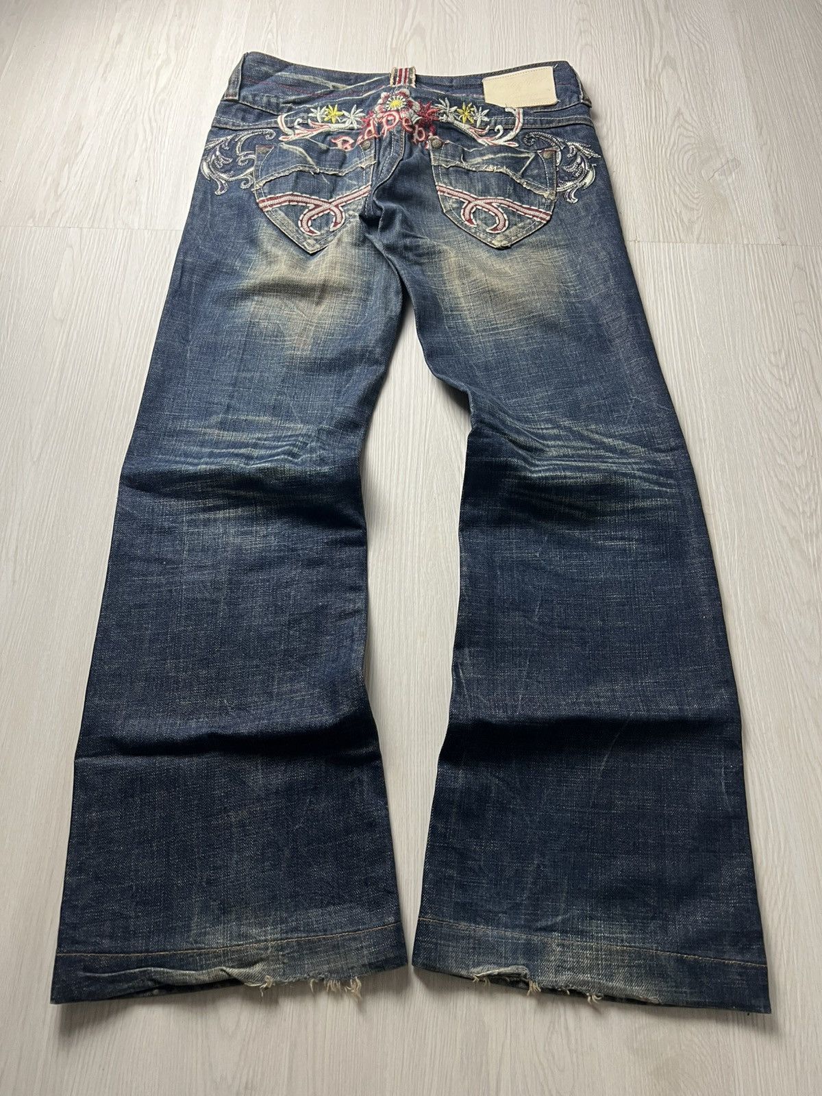 If Six Was Nine × Japanese Brand × Le Grande Bleu (L.G.B.) Red Pepper Acid Wash Embroidered Flared Jeans Size US 31 - 1 Thumbnail