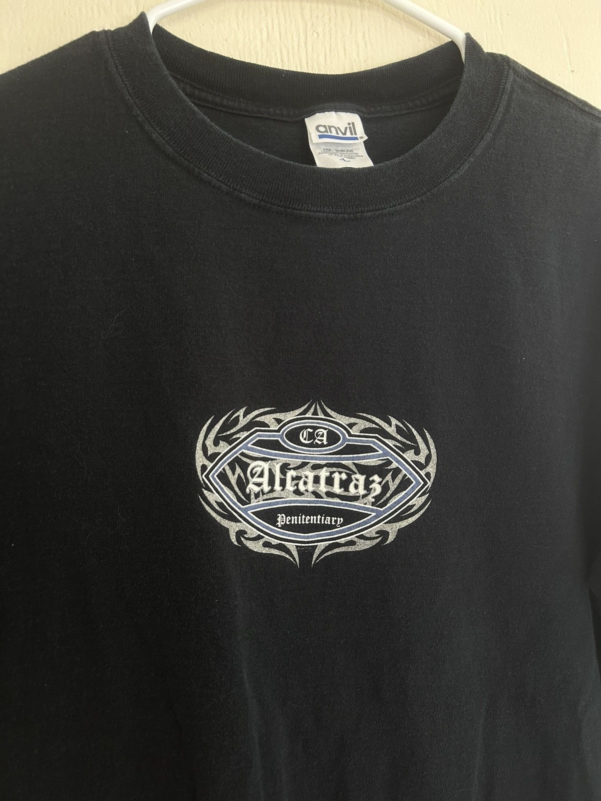 Vintage Alcatraz Penitentiary California Logo Tshirt Size US L / EU 52-54 / 3 - 2 Thumbnail