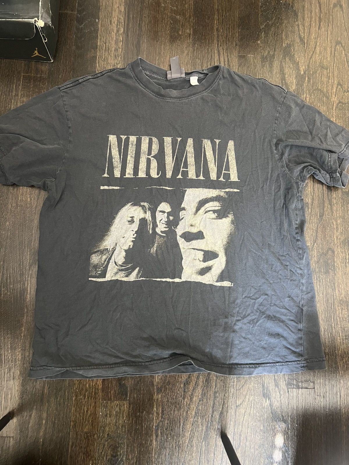 Vintage Nirvana vintage T shirt Size US XL / EU 56 / 4 - 2 Thumbnail