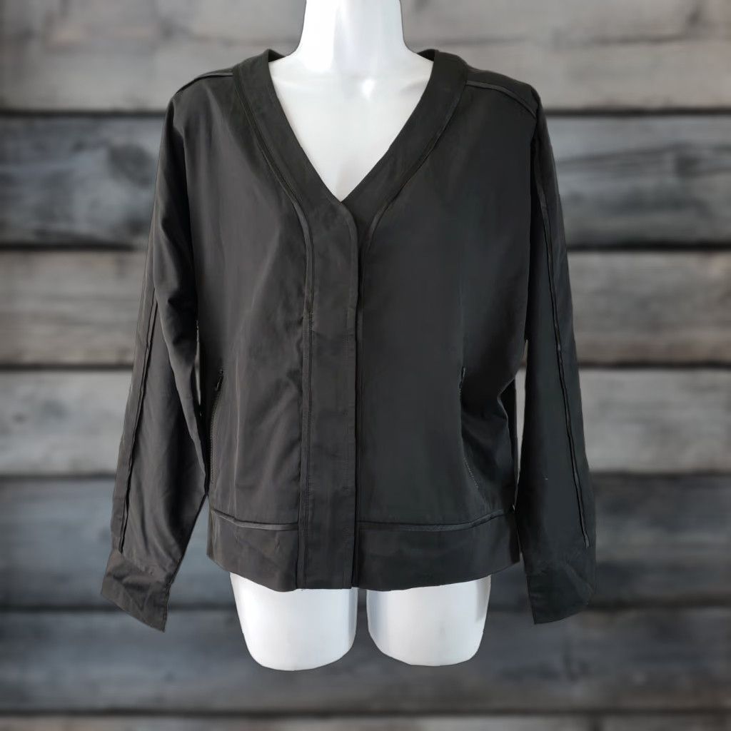 Athleta Derek Lam Athleta Womens Velocity Jacket M Black Solid V-Neck Track Jacket Womens M Black Velocity Jacket Size M / US 6-8 / IT 42-44 - 1 Thumbnail