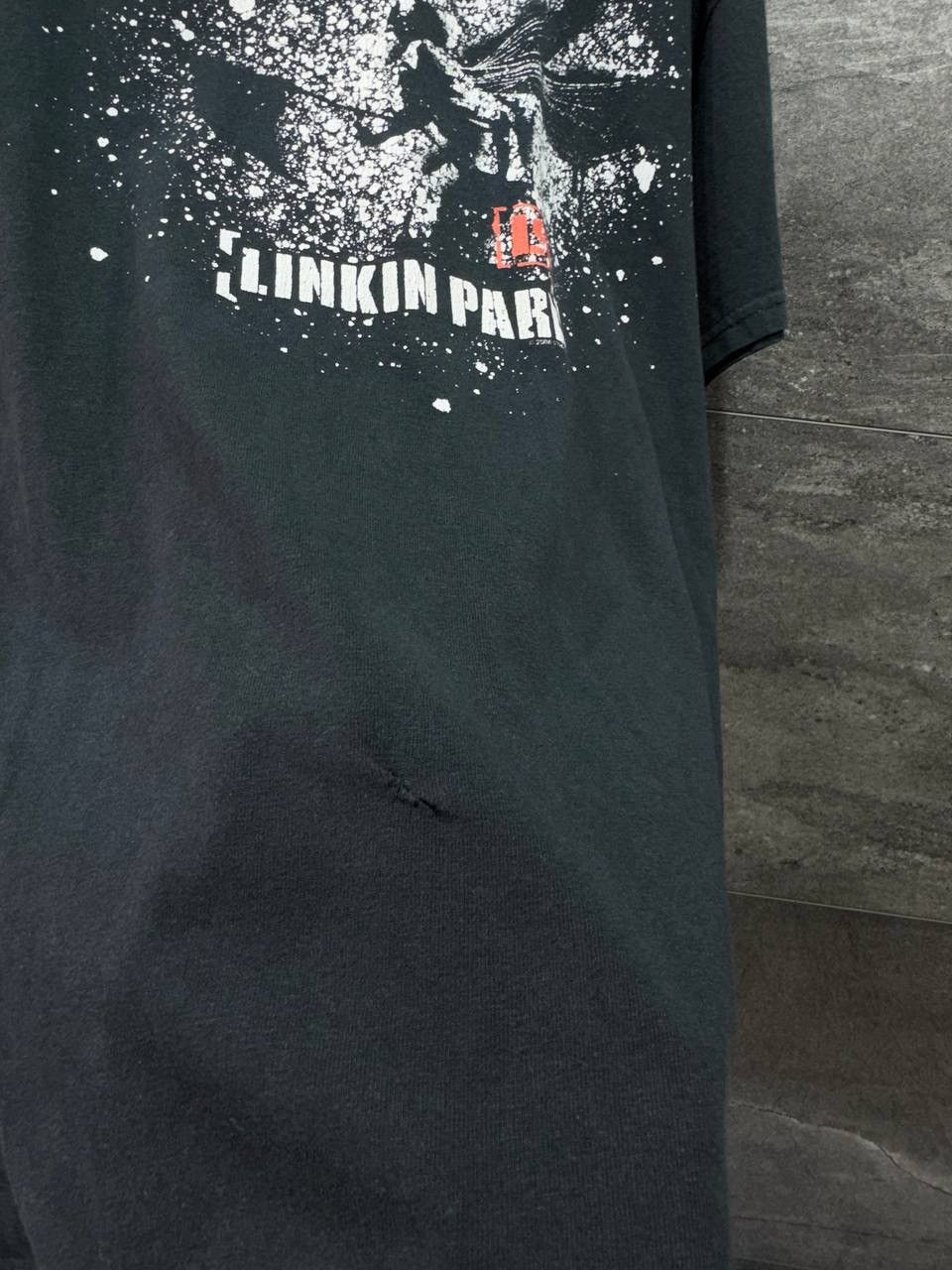 Band Tees Vintage 2006 Linkin Park LP Trashed band tee Shirt Size US S / EU 44-46 / 1 - 7 Thumbnail