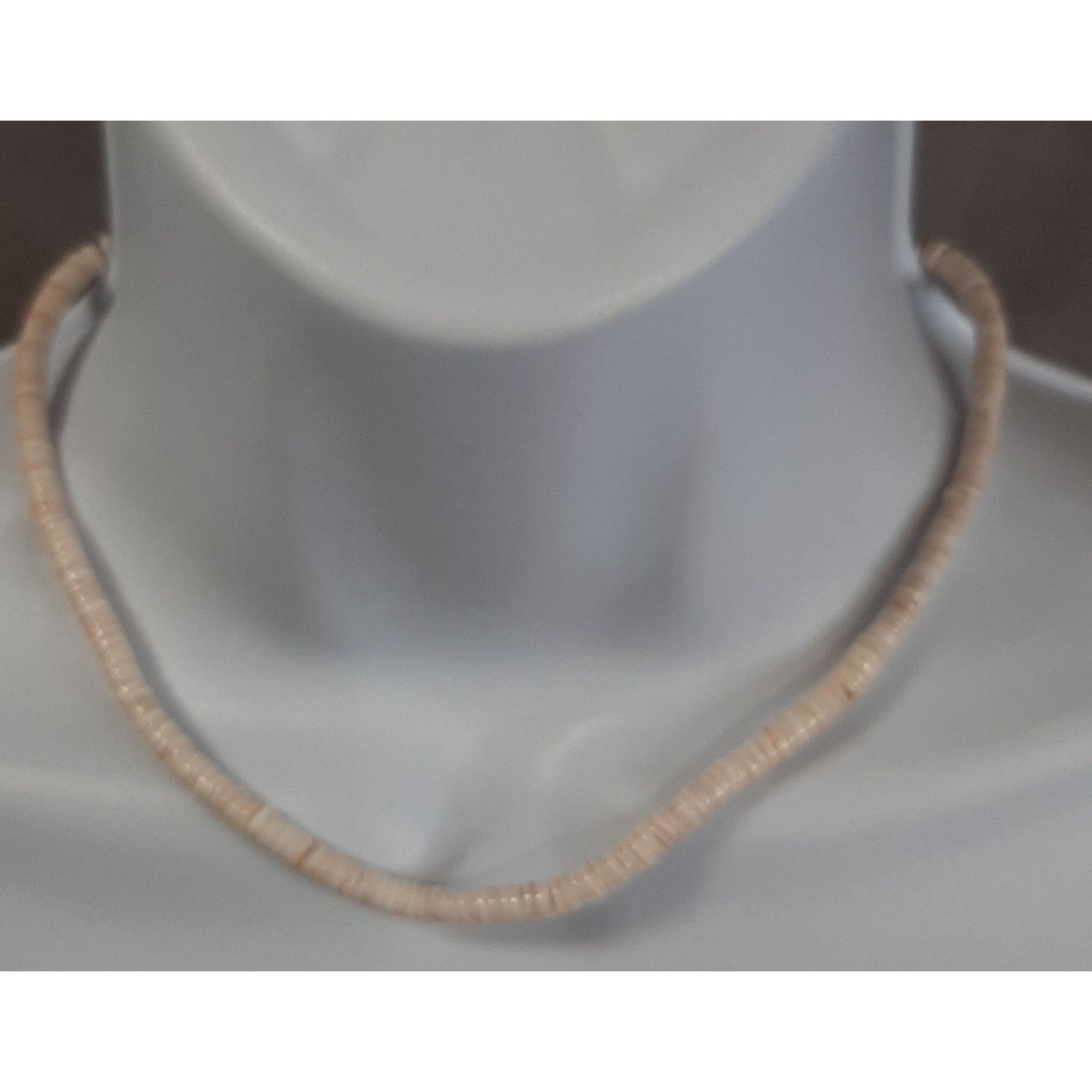 Other Beachy 90s Style Cream Puka Shell Necklace Size ONE SIZE - 3 Thumbnail